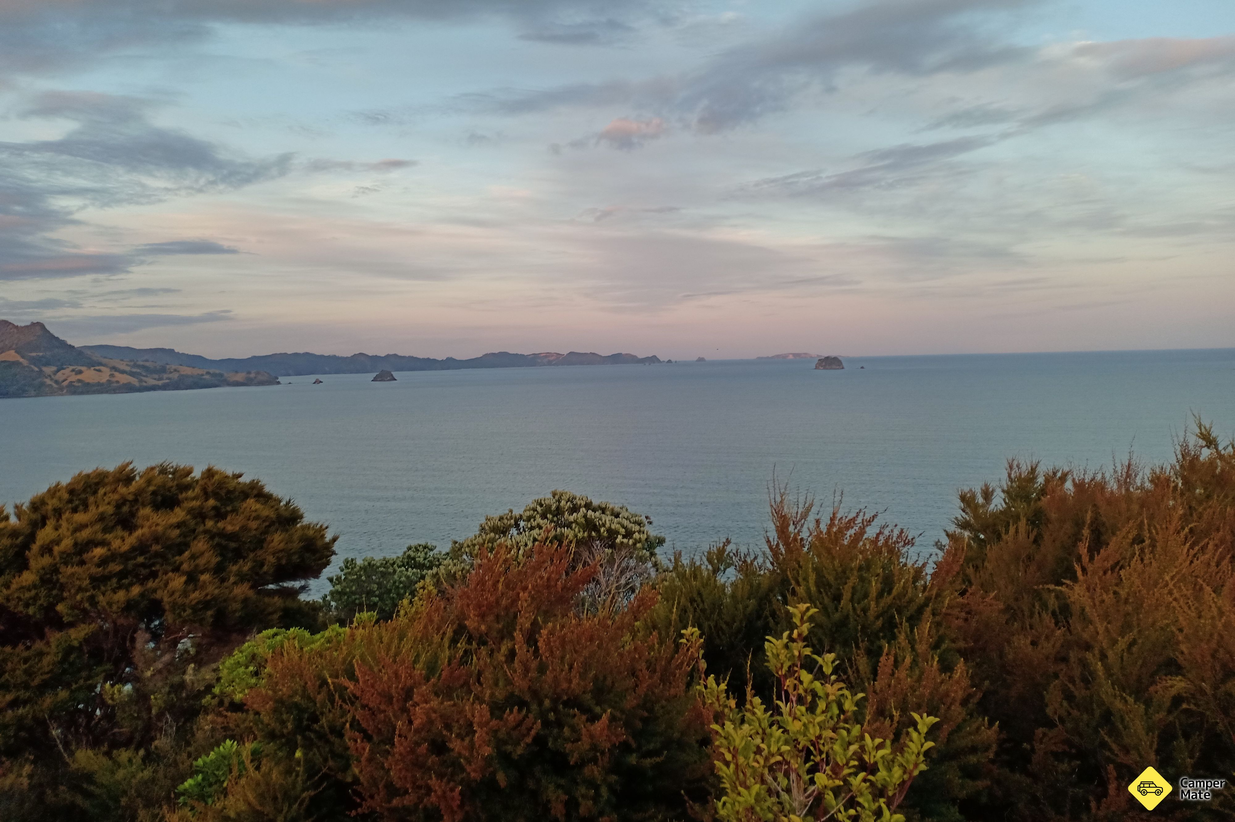 Shakespeare Cliff Lookout - Image 3