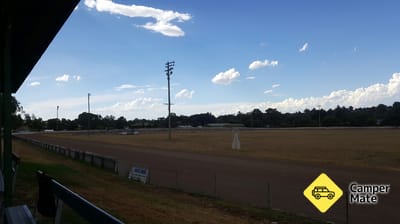 مبنى Muswellbrook Showgrounds
