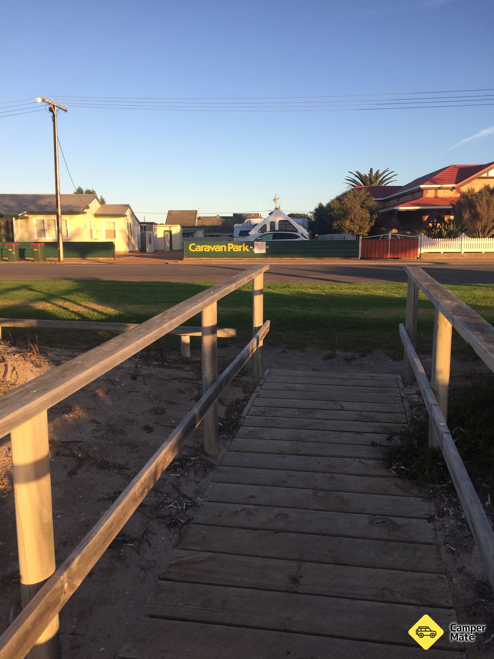 CWA Cottages & Caravan Park - Image 2