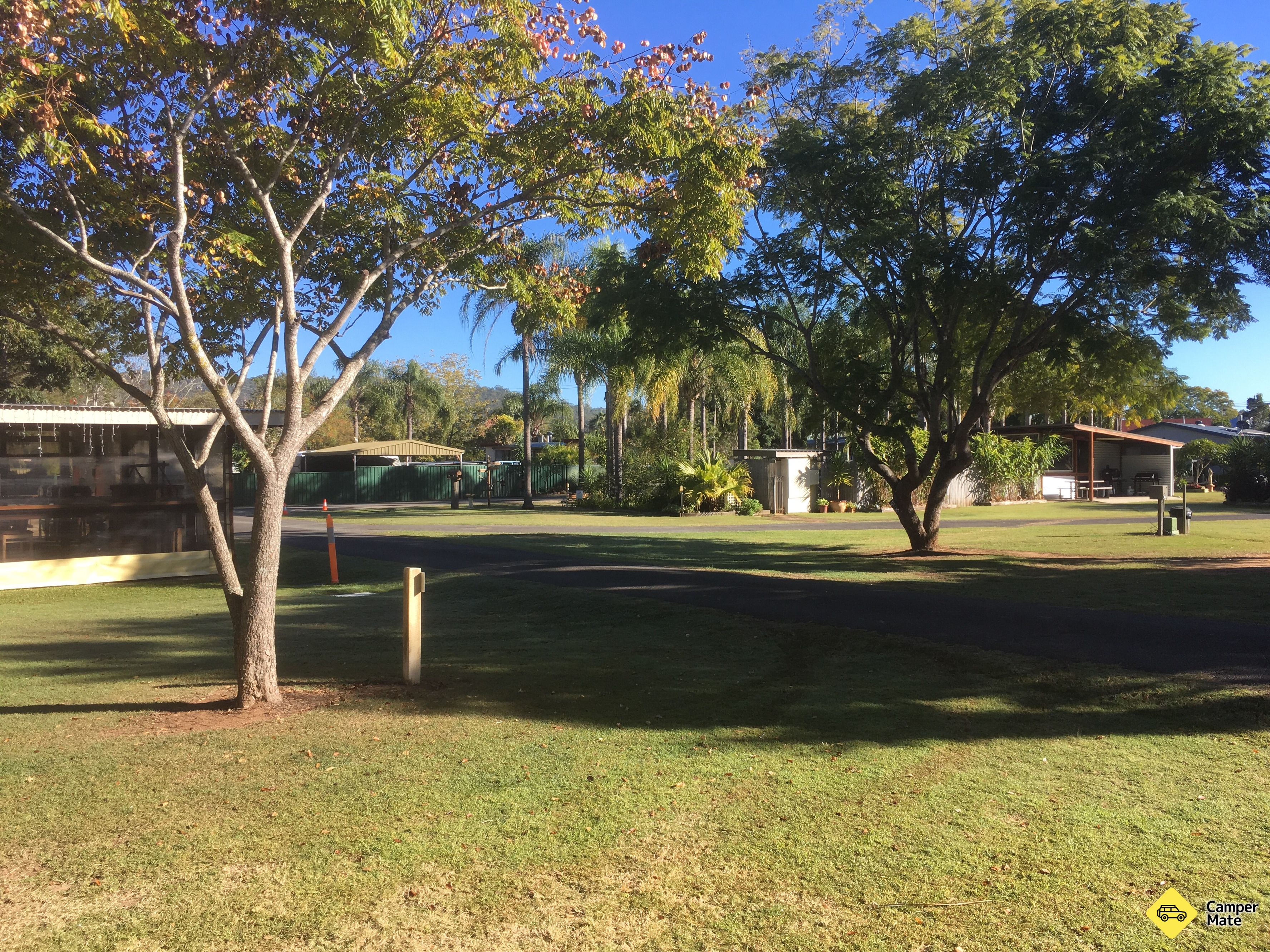 Esk Caravan Park & Brisbane Valley Rail Trail Motel