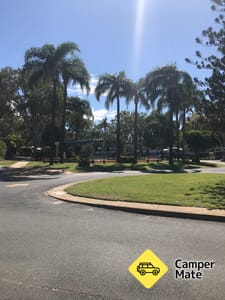 Bribie Island Caravan Park 근처 오락거리
