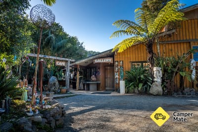 Restauranger i närheten av The Gallery and Cafe - Helena Bay Hill