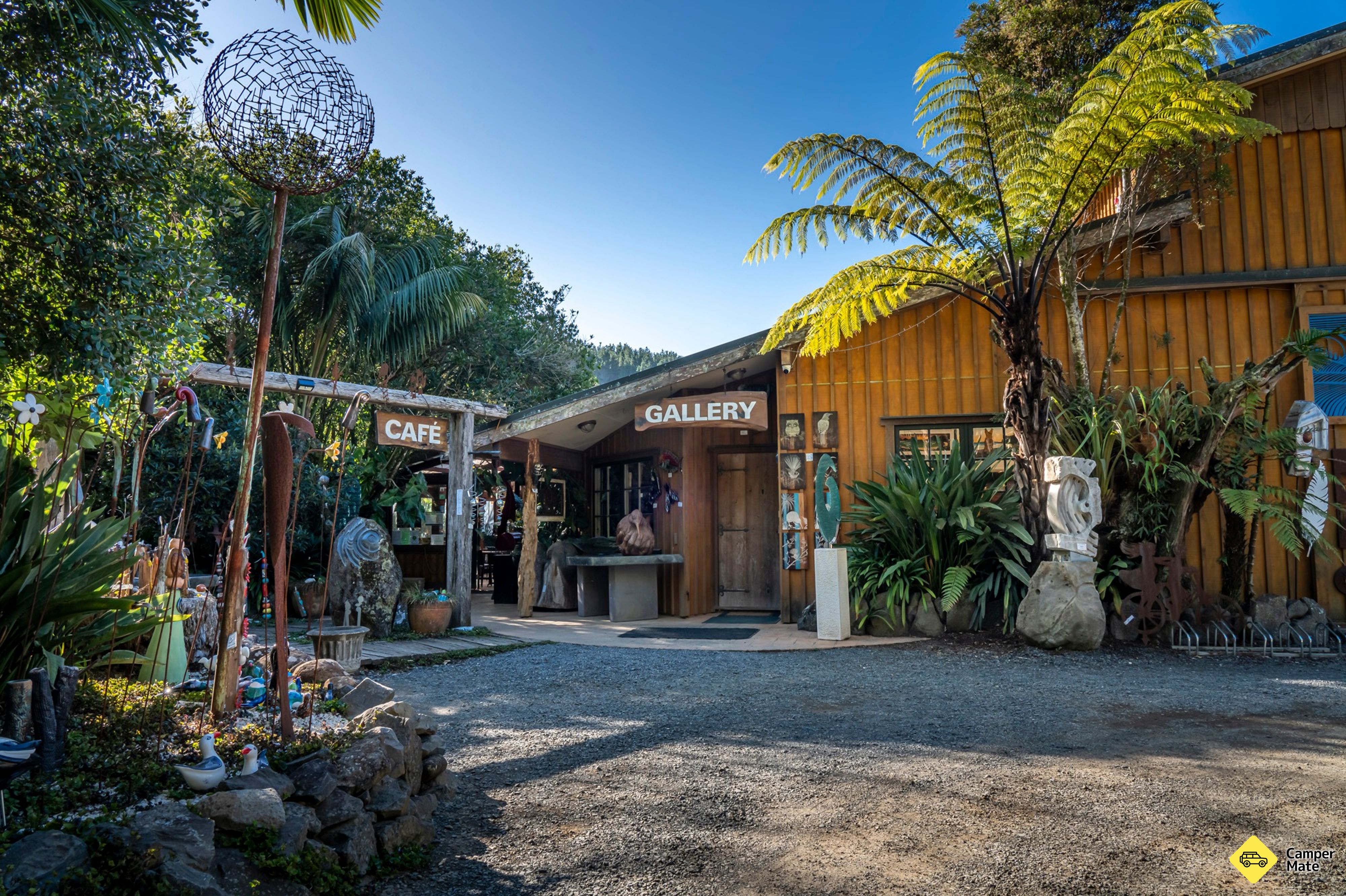 Restauranger i närheten av The Gallery and Cafe - Helena Bay Hill