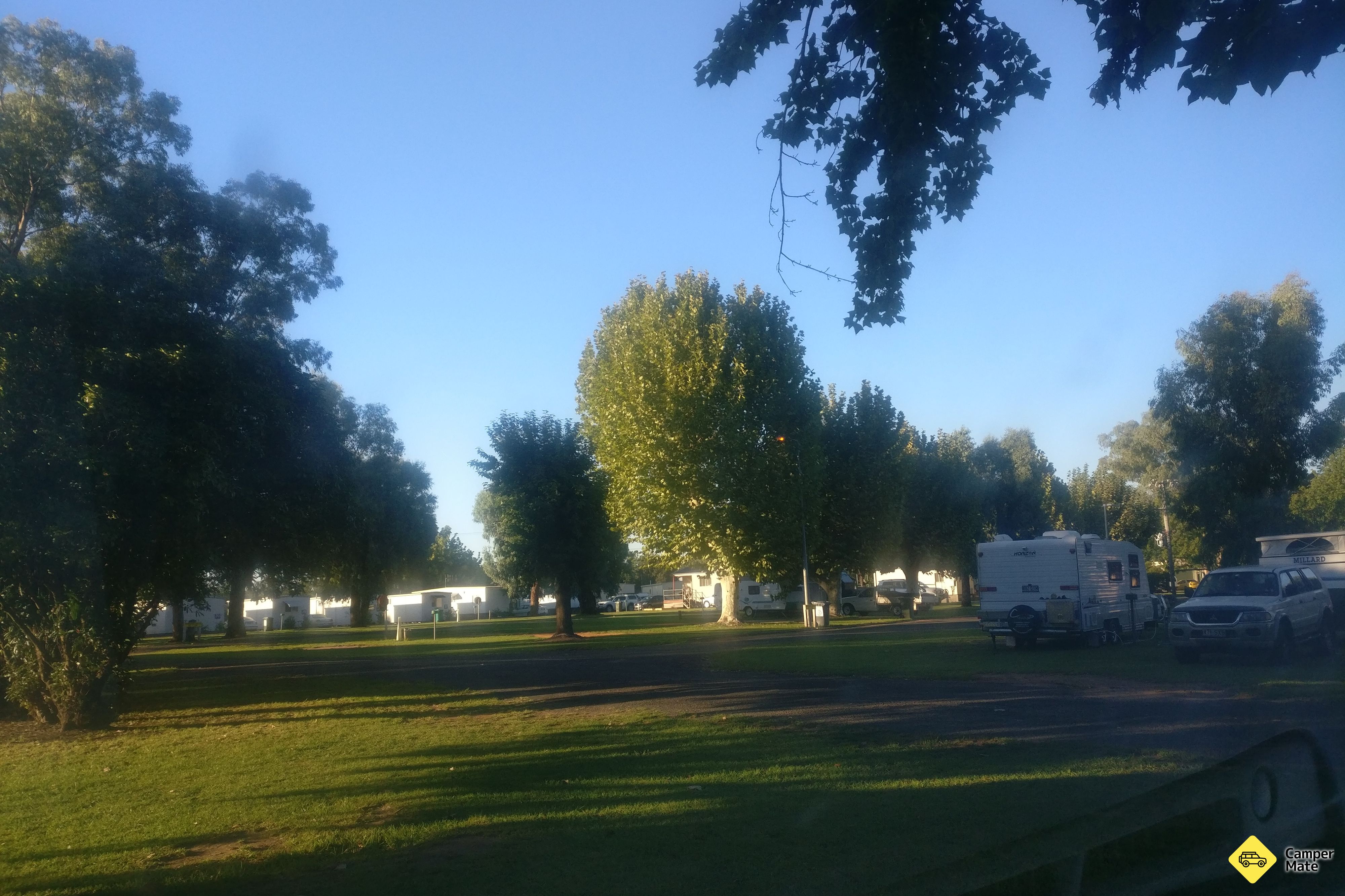 Parcul John Oxley Caravan