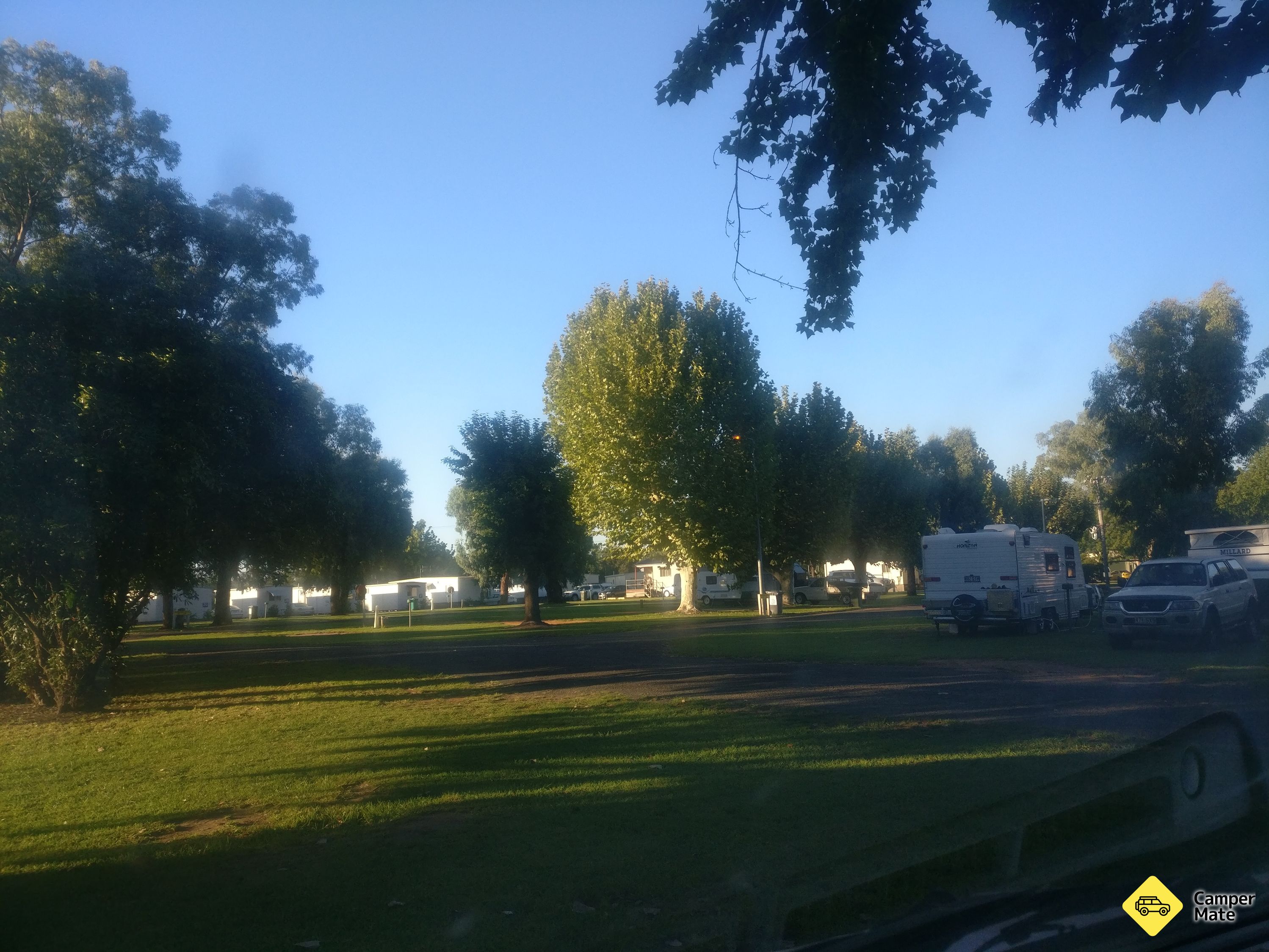 Parcul John Oxley Caravan