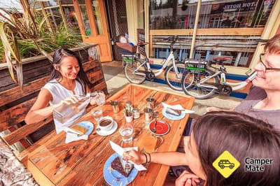 Hansen's Cafe