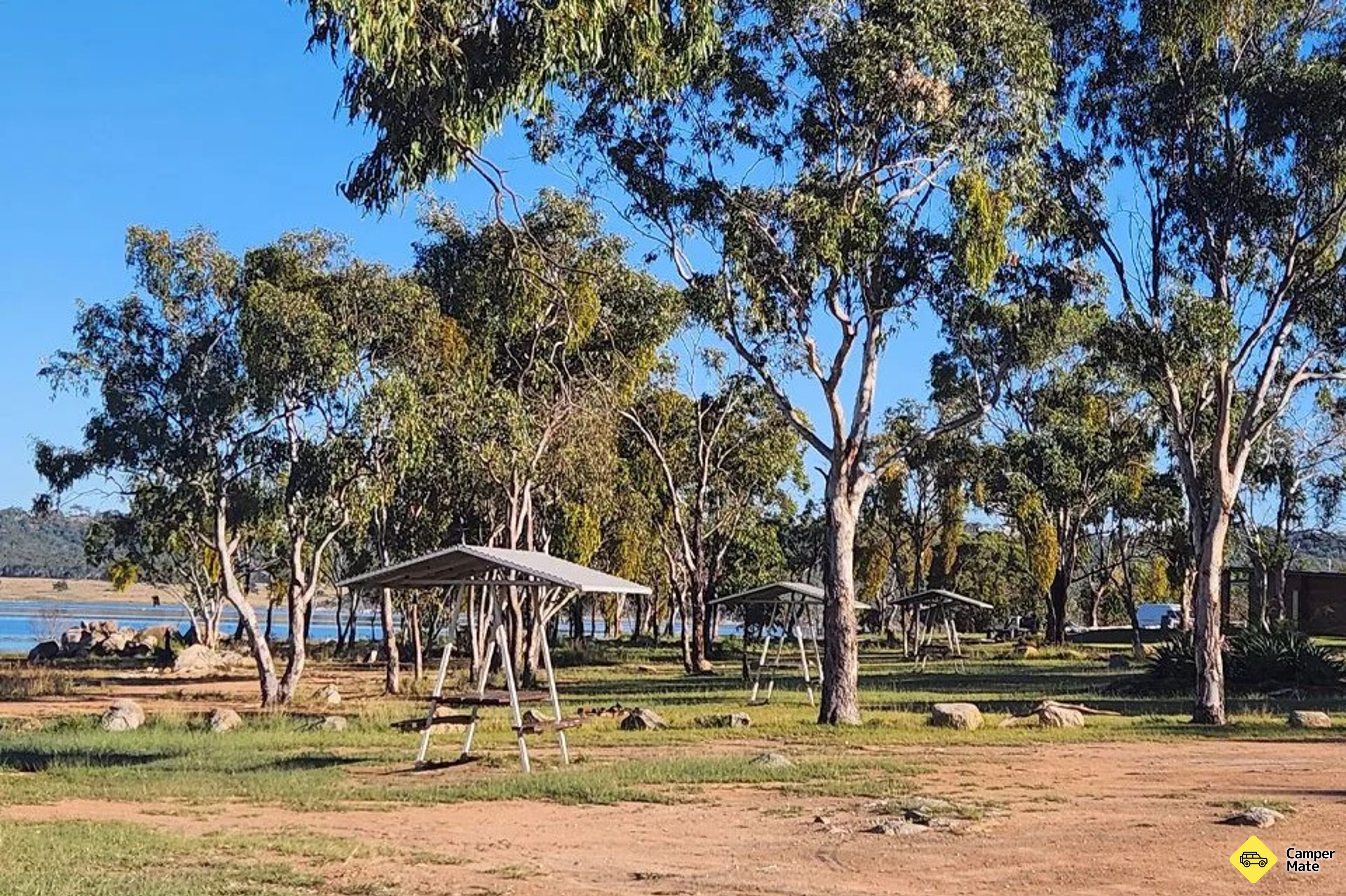 Lake Leslie Tourist Park