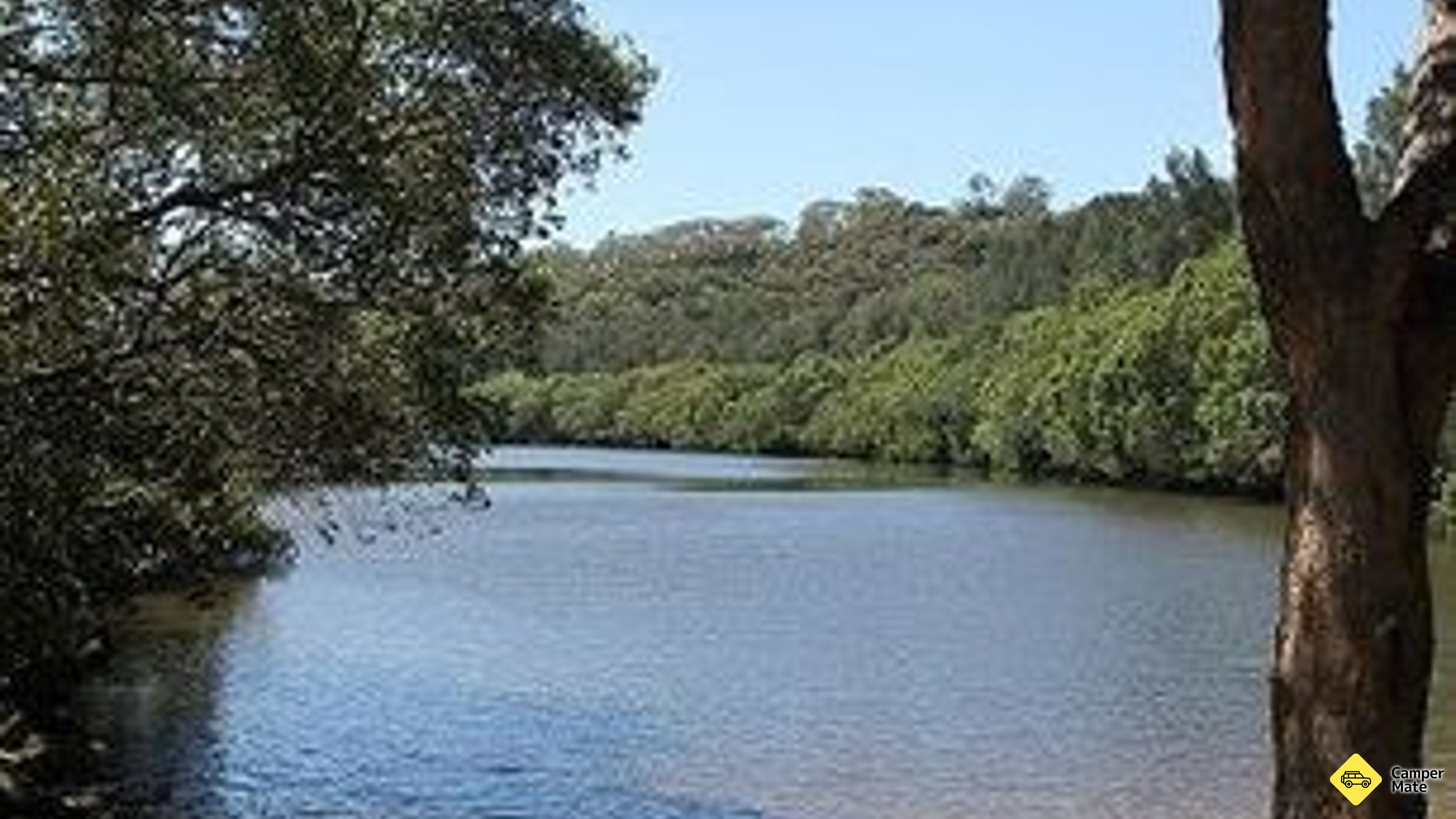 مطار Woronora Village Tourist Park
