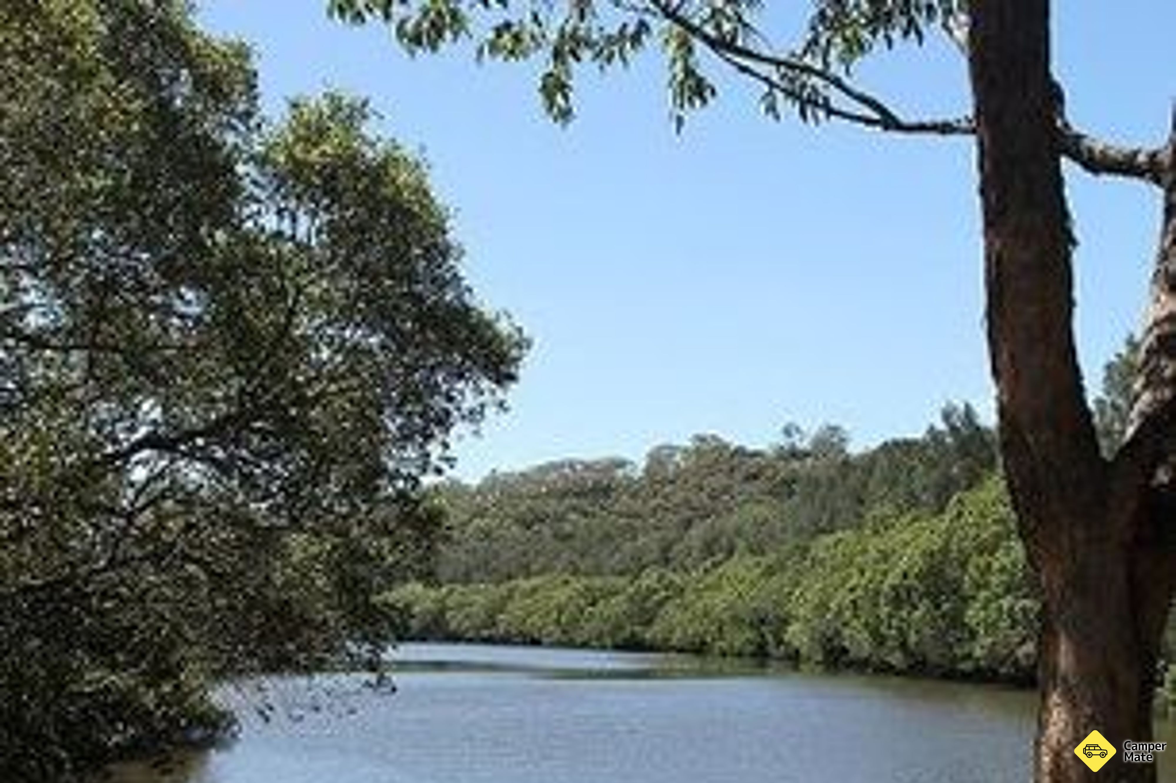 مطار Woronora Village Tourist Park