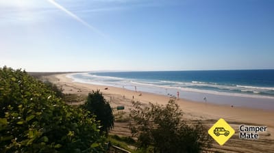 מרכז התיירות Rainbow Beach