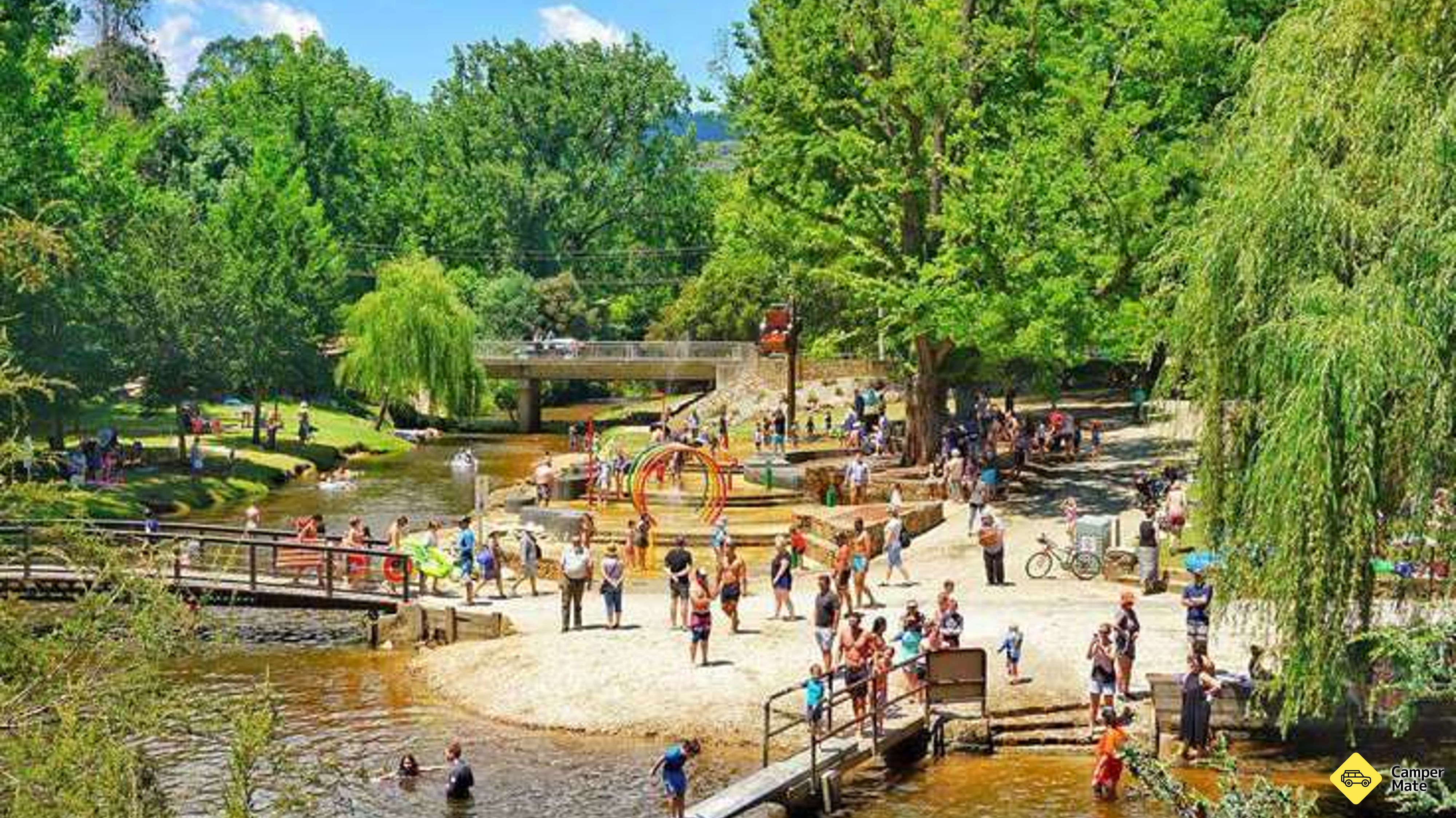 Parcul Splash Bright