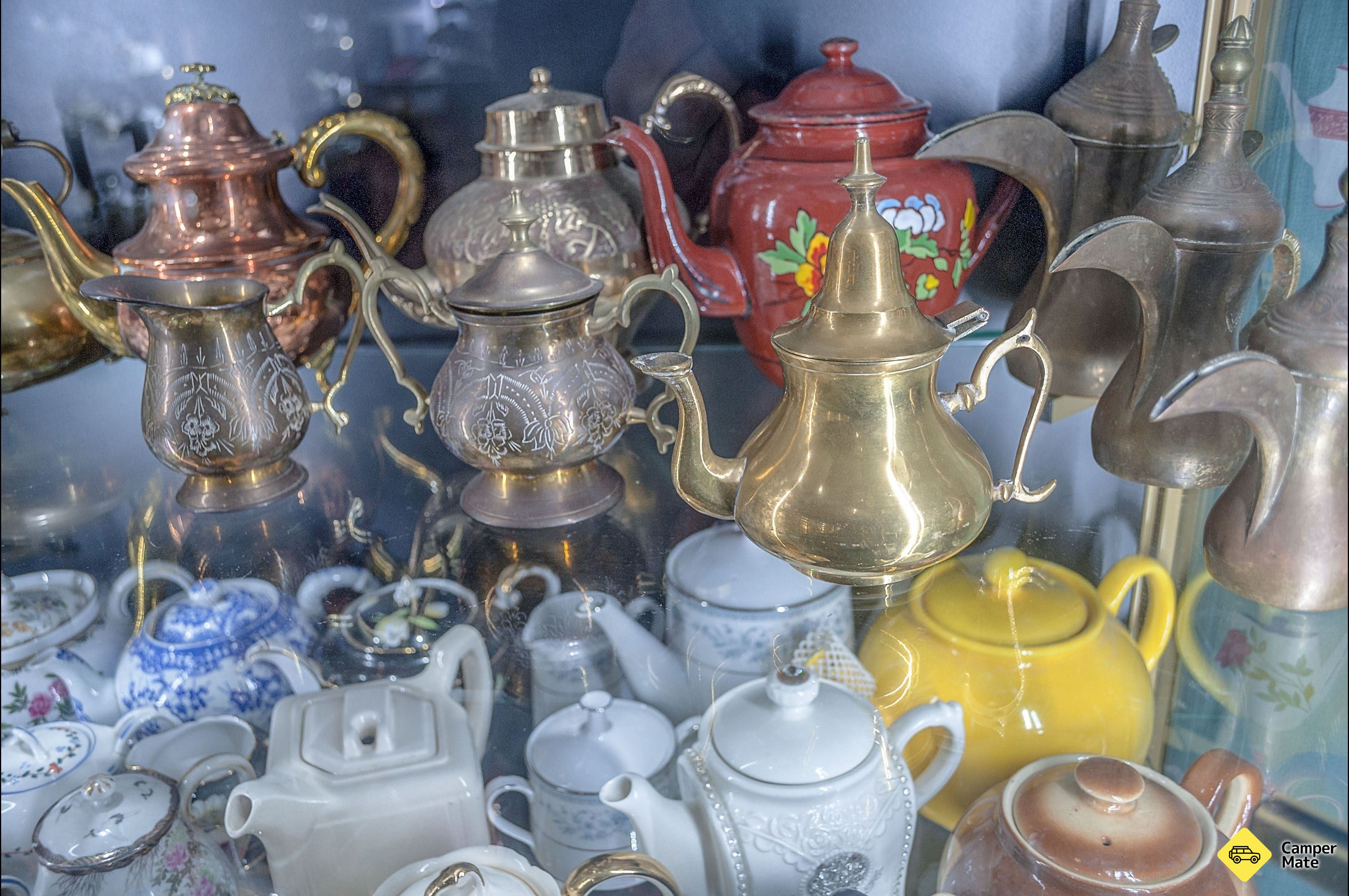 Bygone Beautys Treasured Teapot Museum and Tearooms - Image 2