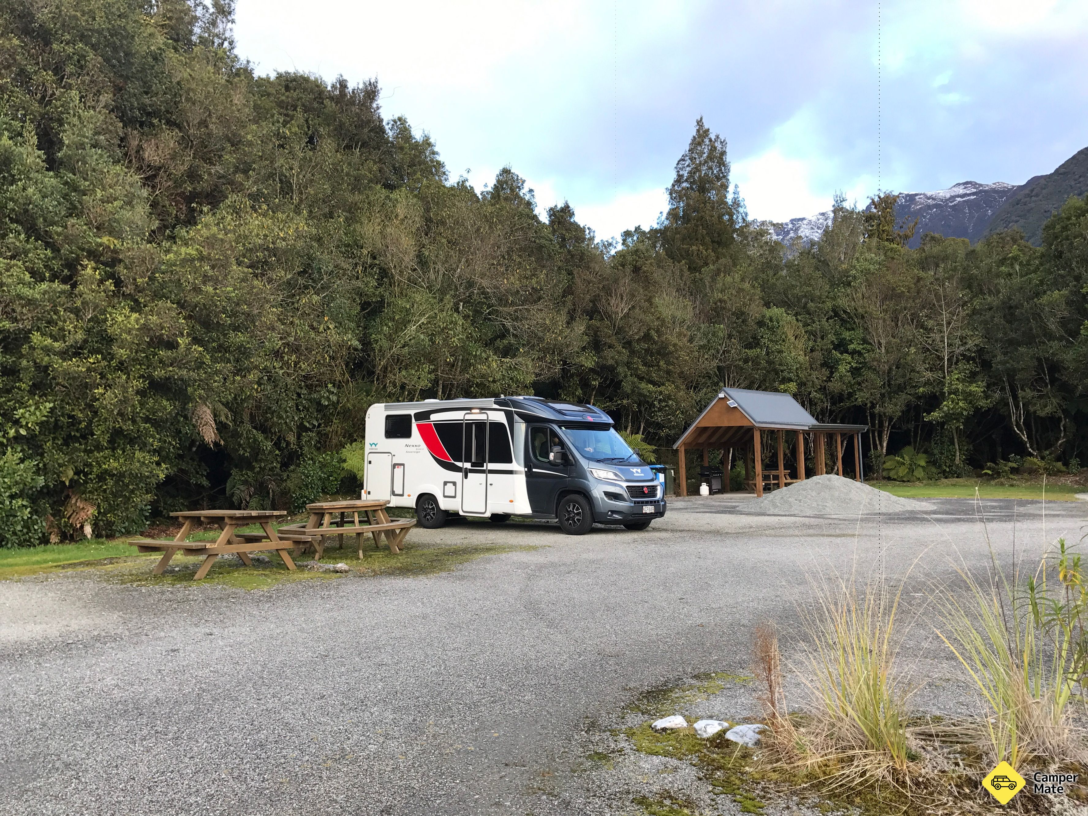 Fox Glacier Lodge & Campervan Park