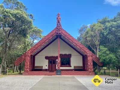 Waitangi Treaty Grounds Tour and Performance