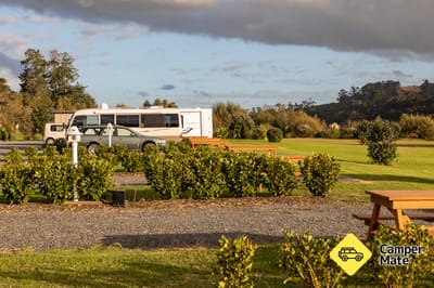 مطار Tuakau Bridge Motorhome Park