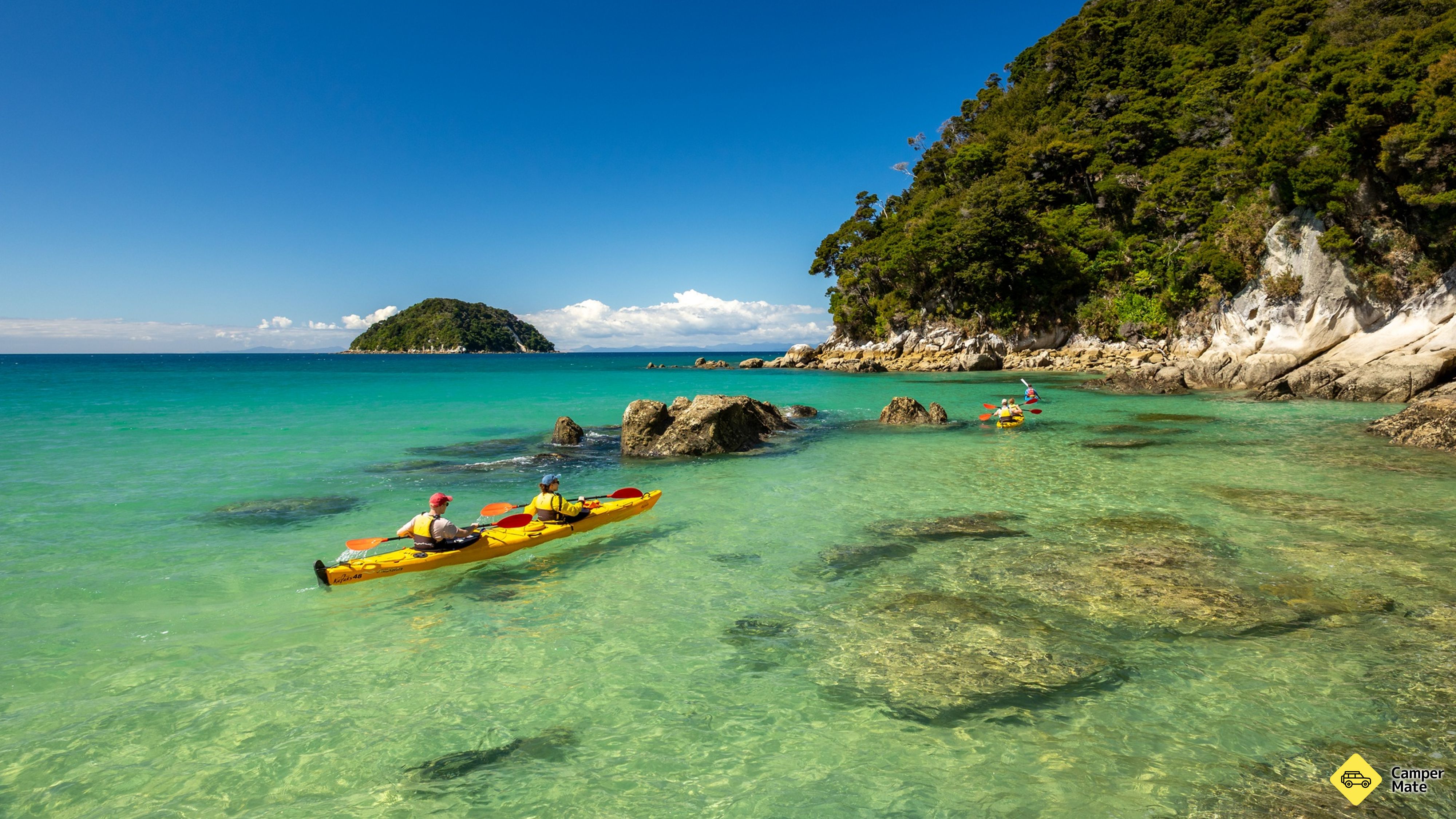 Kayak & Walk met Abel Tasman Kayaks