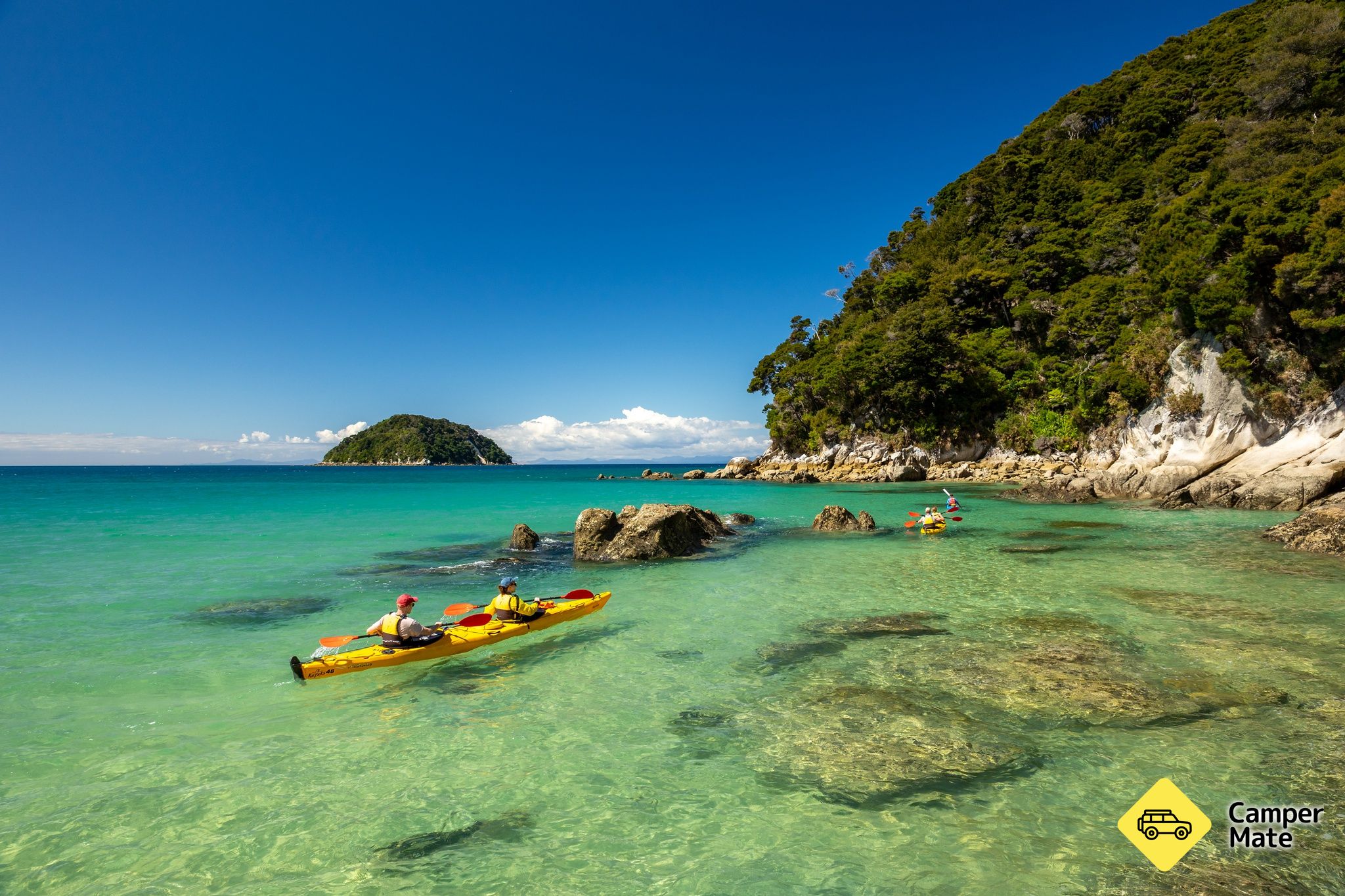 Kayak & Walk met Abel Tasman Kayaks