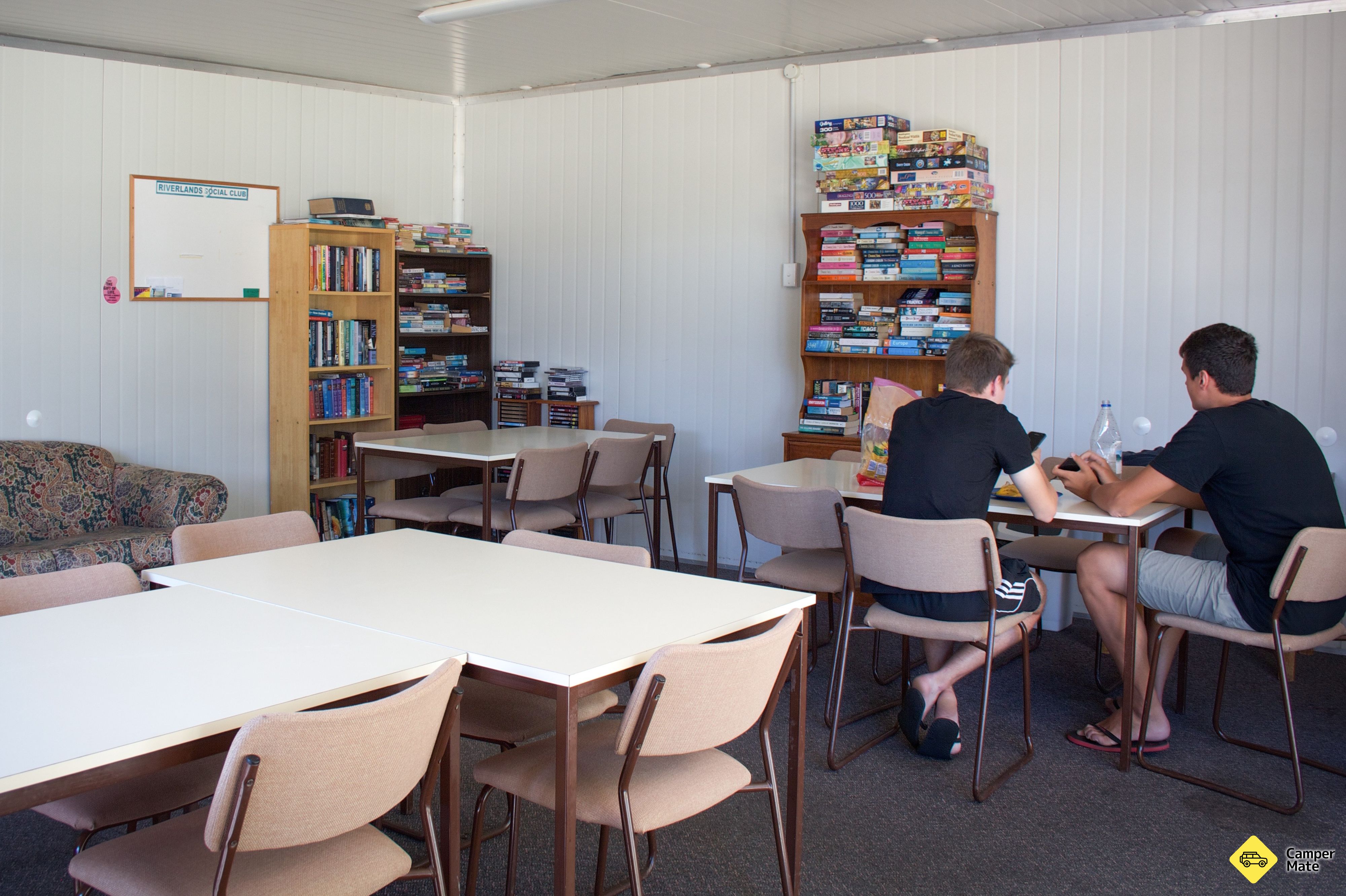 Riverlands Holiday Park - Image 2