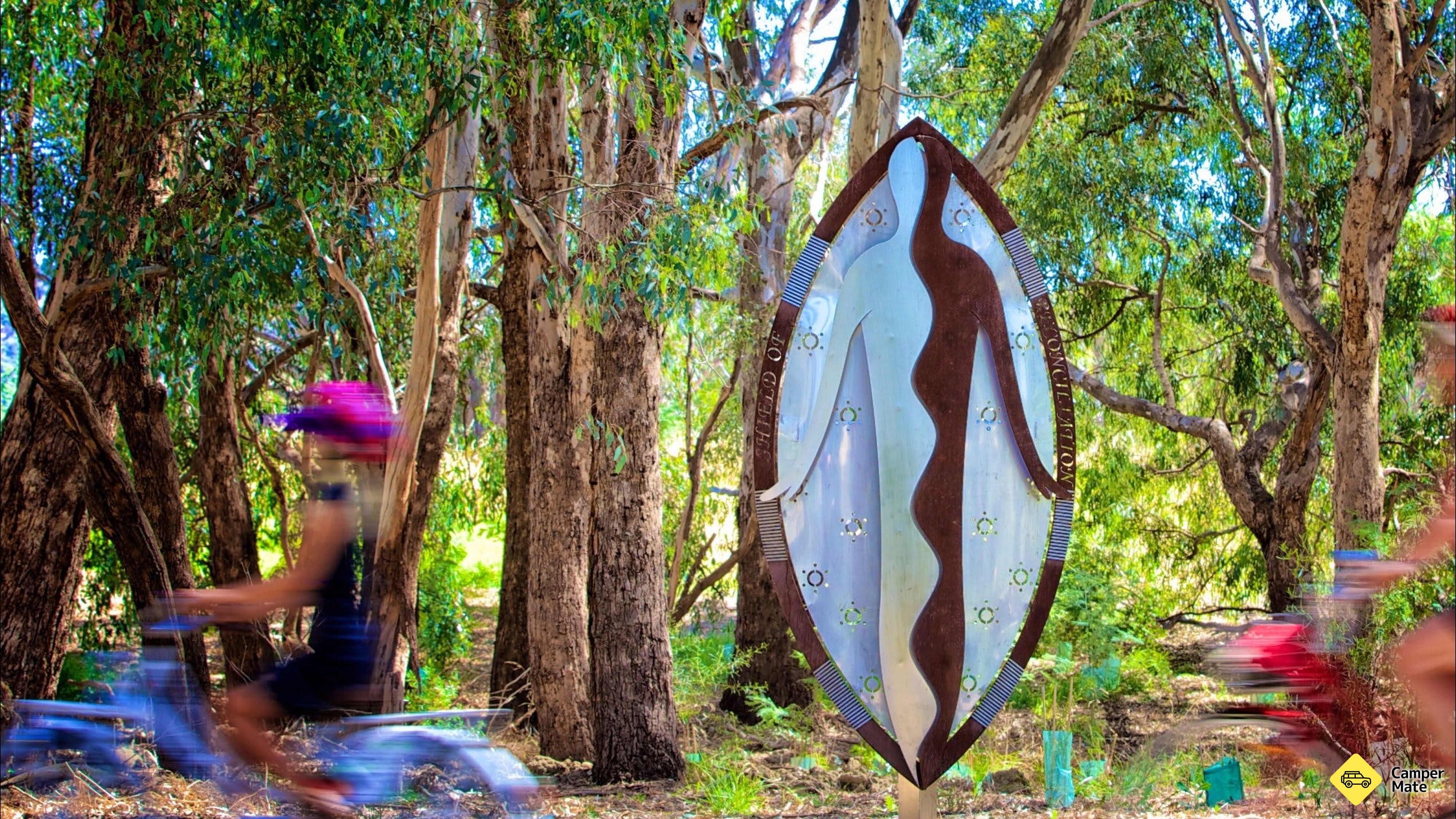 Wagirra Trail and Yindyamarra Sculpture Walk