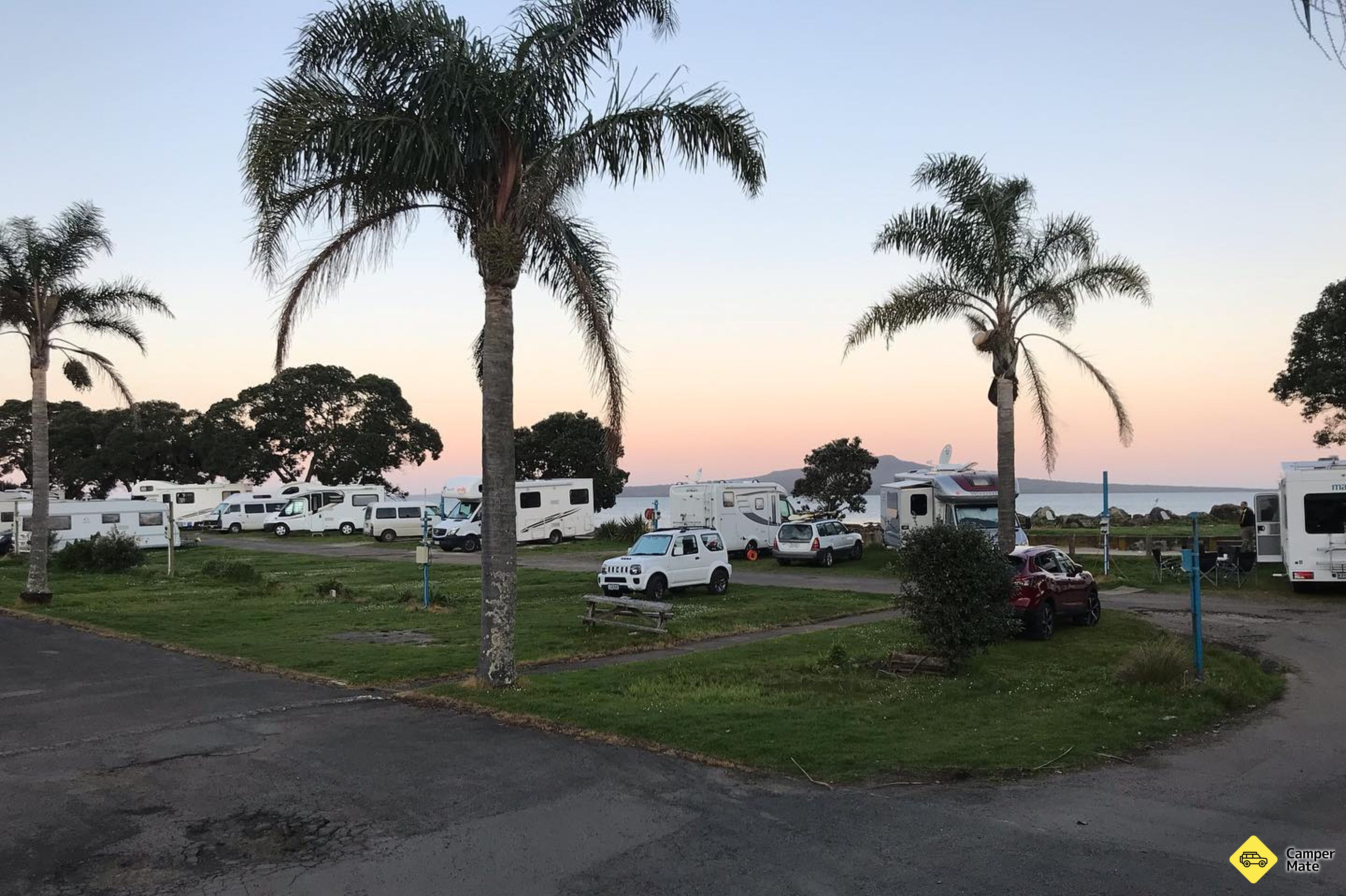 Takapuna Beach Holiday Park - Image 3