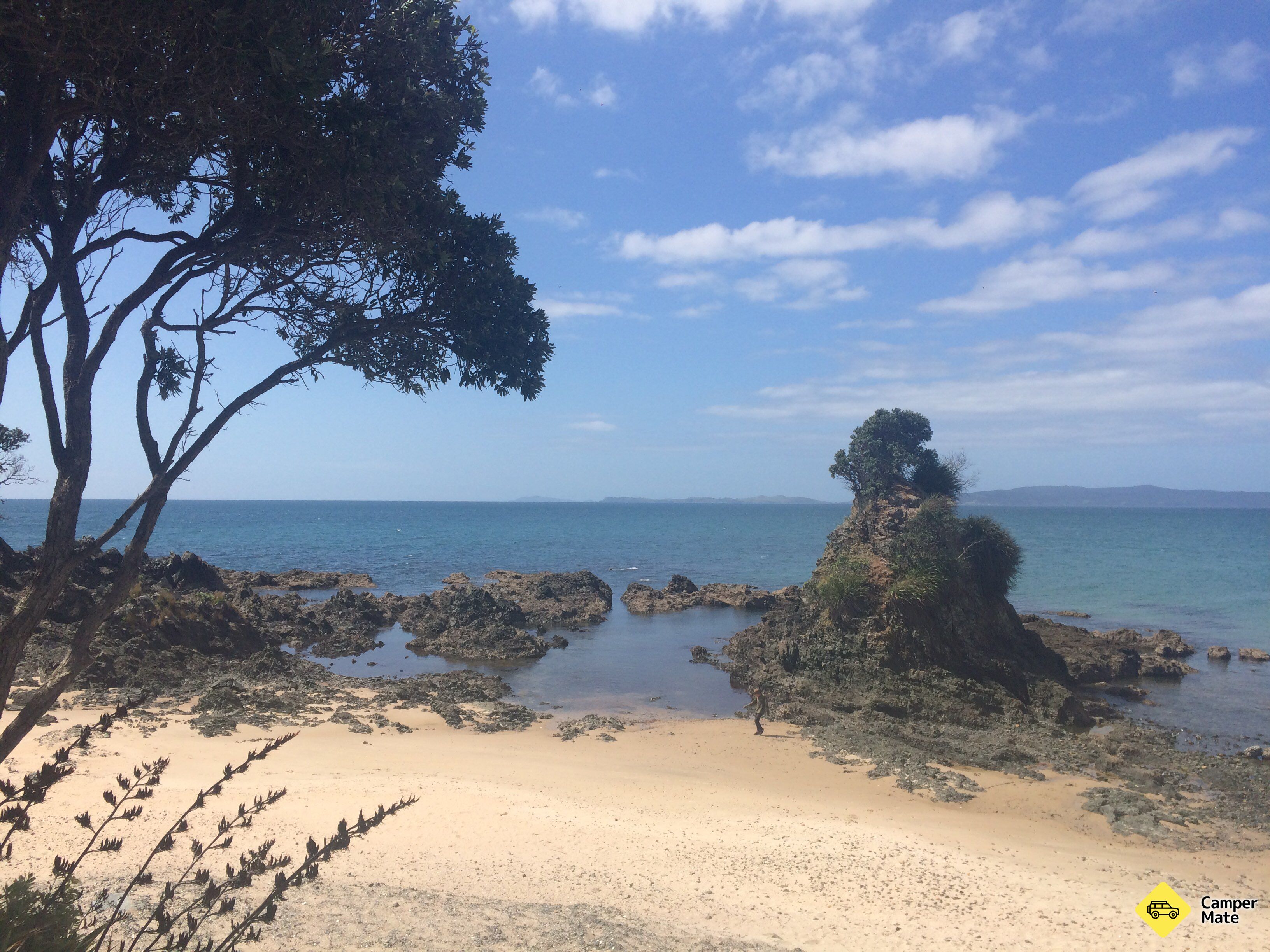 Kuatuna Cliff Picnic Spot - Image 2