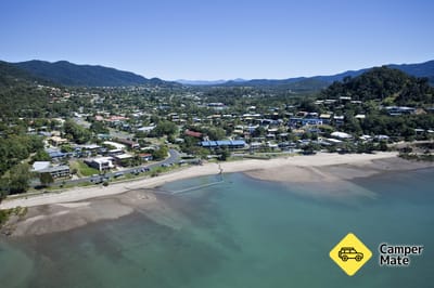 Cannonvale Beach