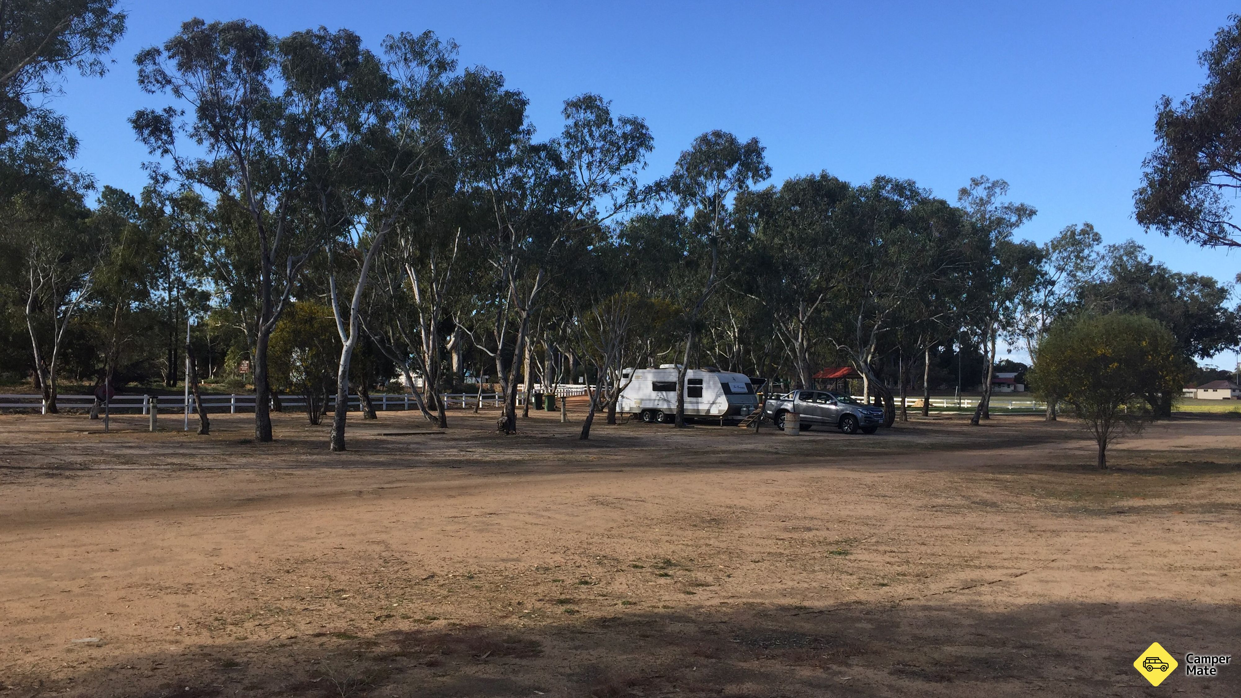 Lake Yealering Caravan Park(レイク・イエリング・カラヴァン・パーク)