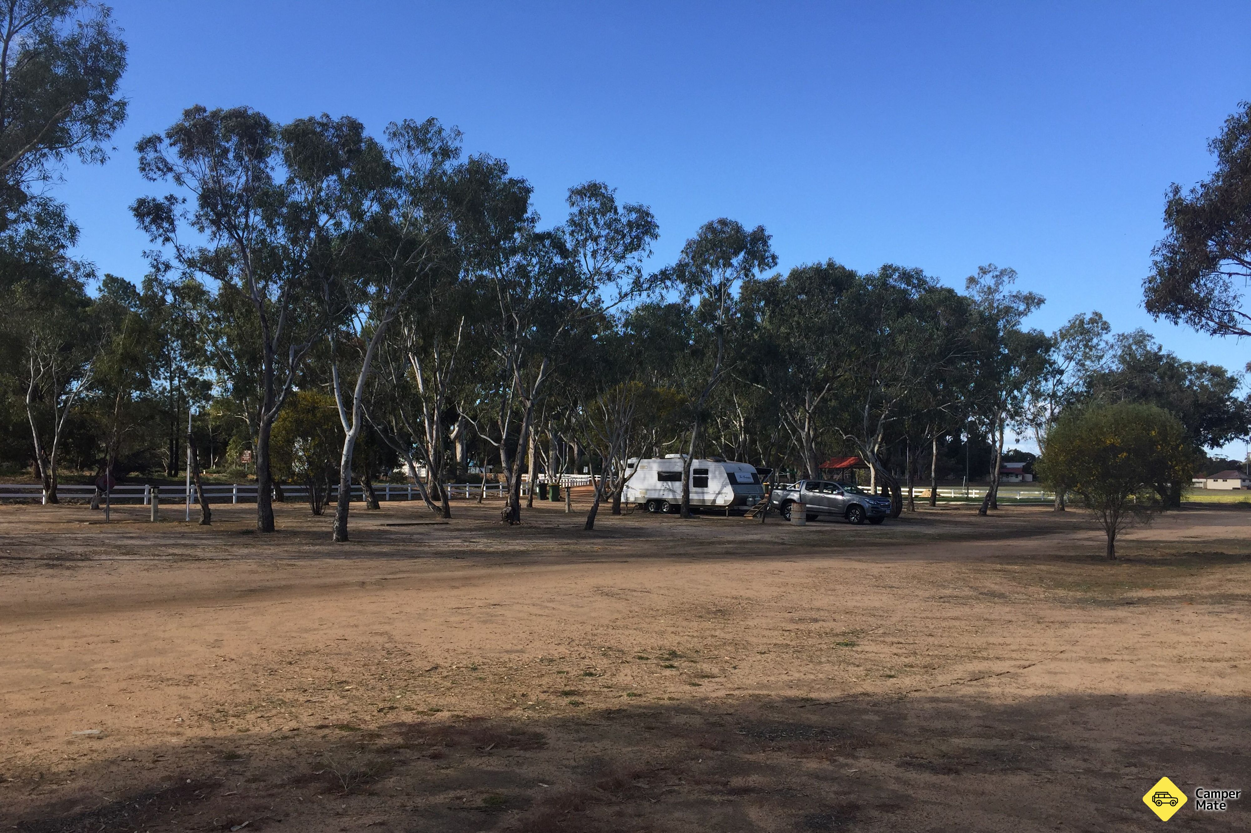 Lake Yealering Caravan Park(レイク・イエリング・カラヴァン・パーク)