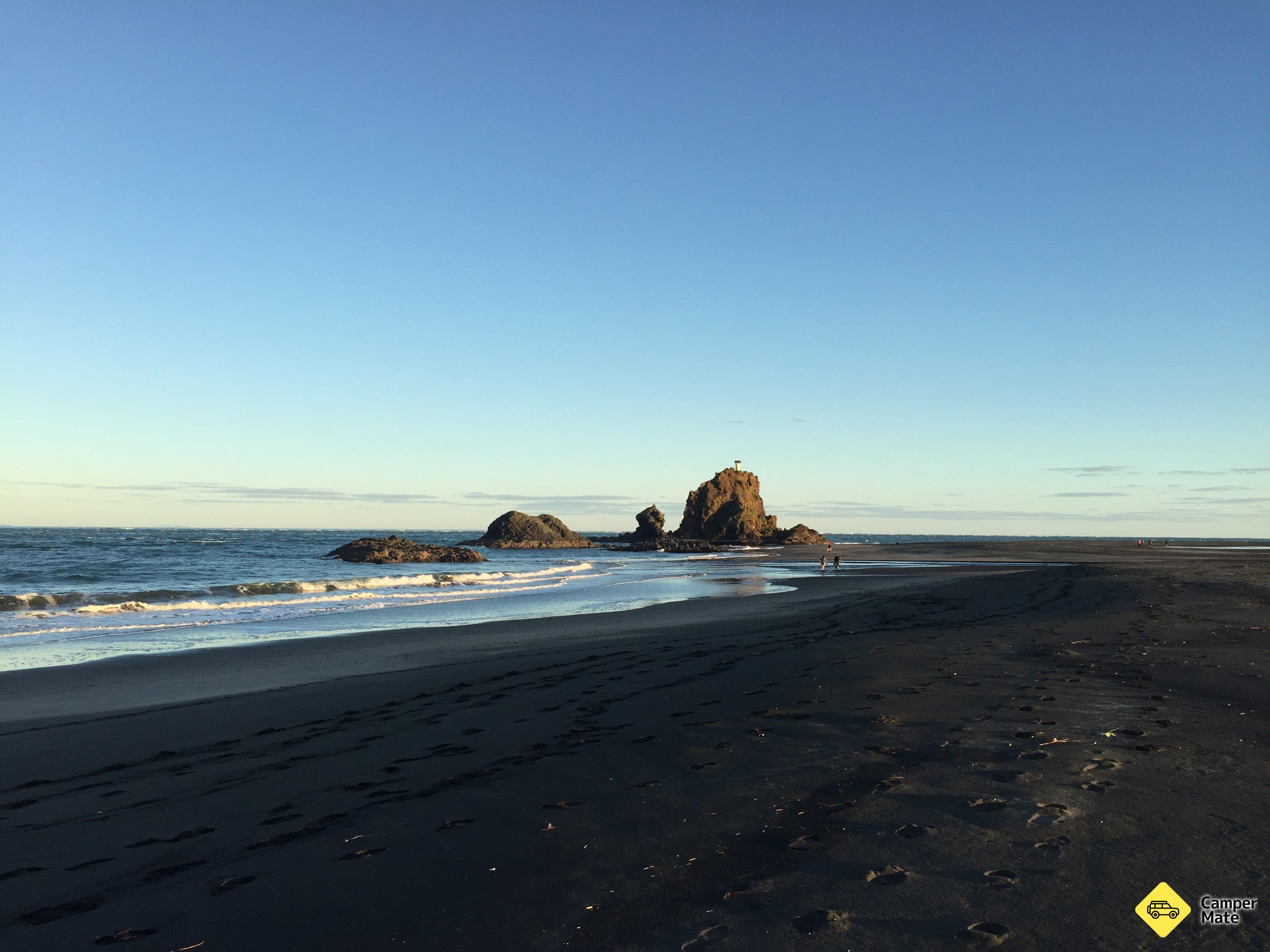 Whatipu Beach - Image 2