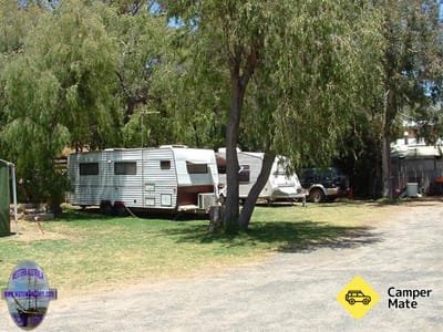 Leschenault Inlet Caravan Park 부근의 호텔