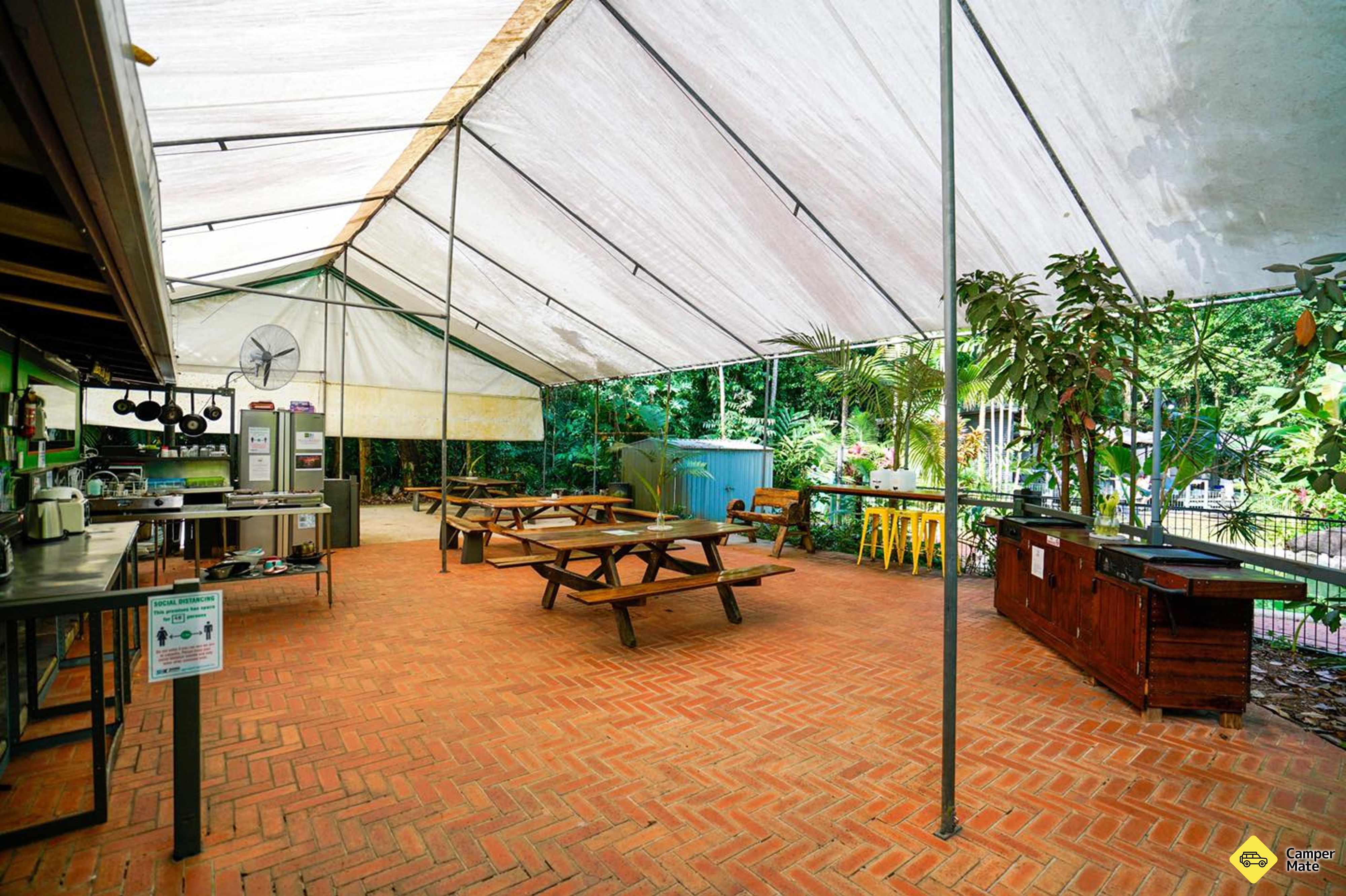 Safari Lodge and Campground - Image 3