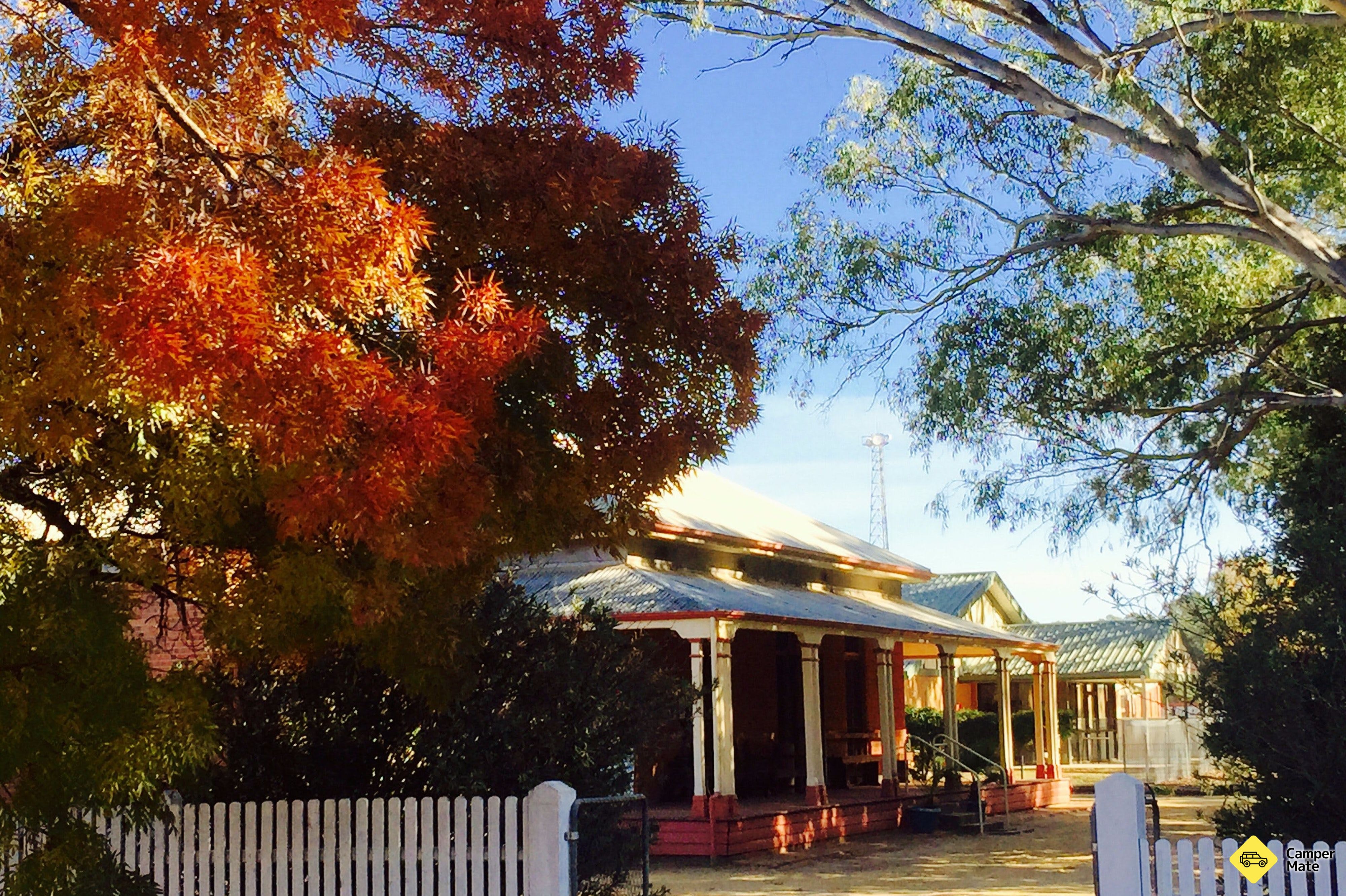 Hotell nära Deniliquin and District Historical Society Museum