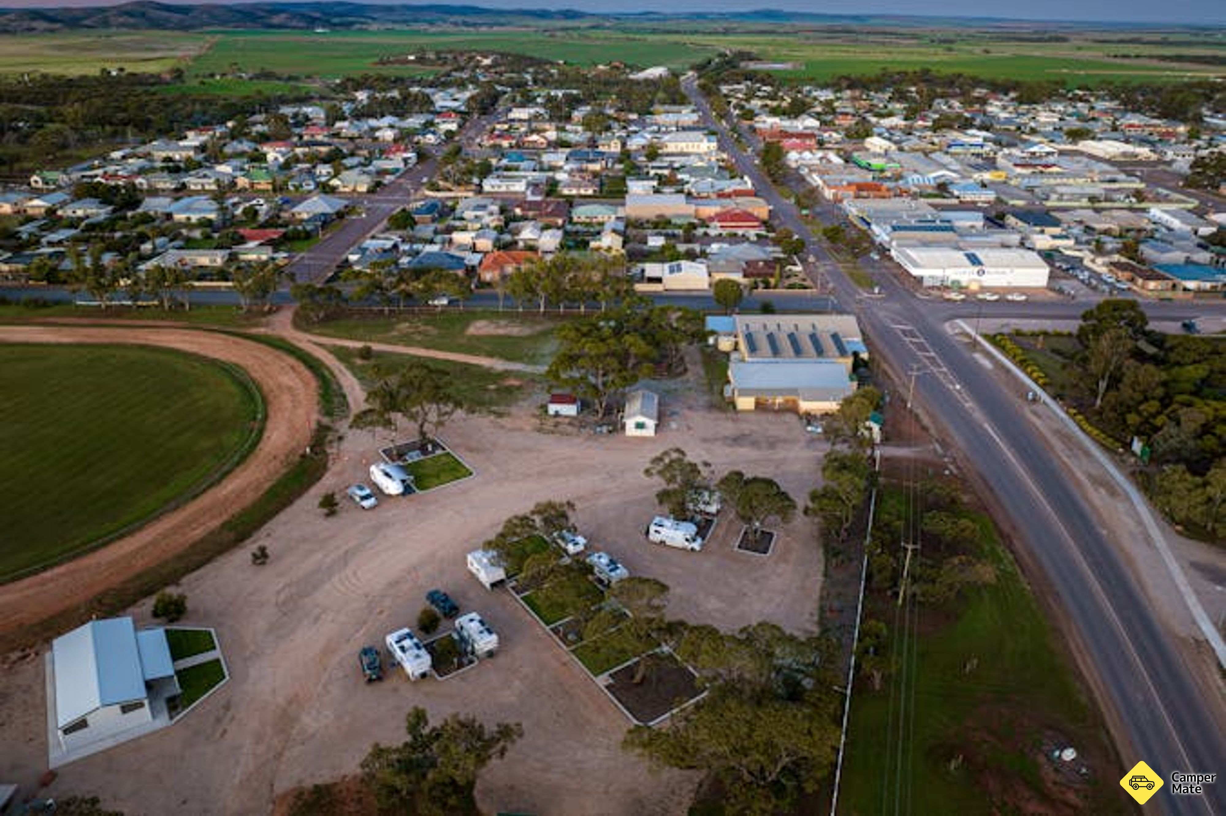 Cleve Showgrounds - Image 2