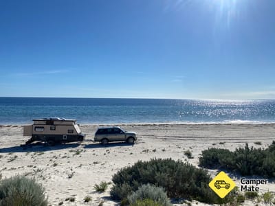 Om Wauraltee Beach Camping