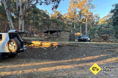 Cameron's Track Campground - Pyrenäen Staatlicher Wald