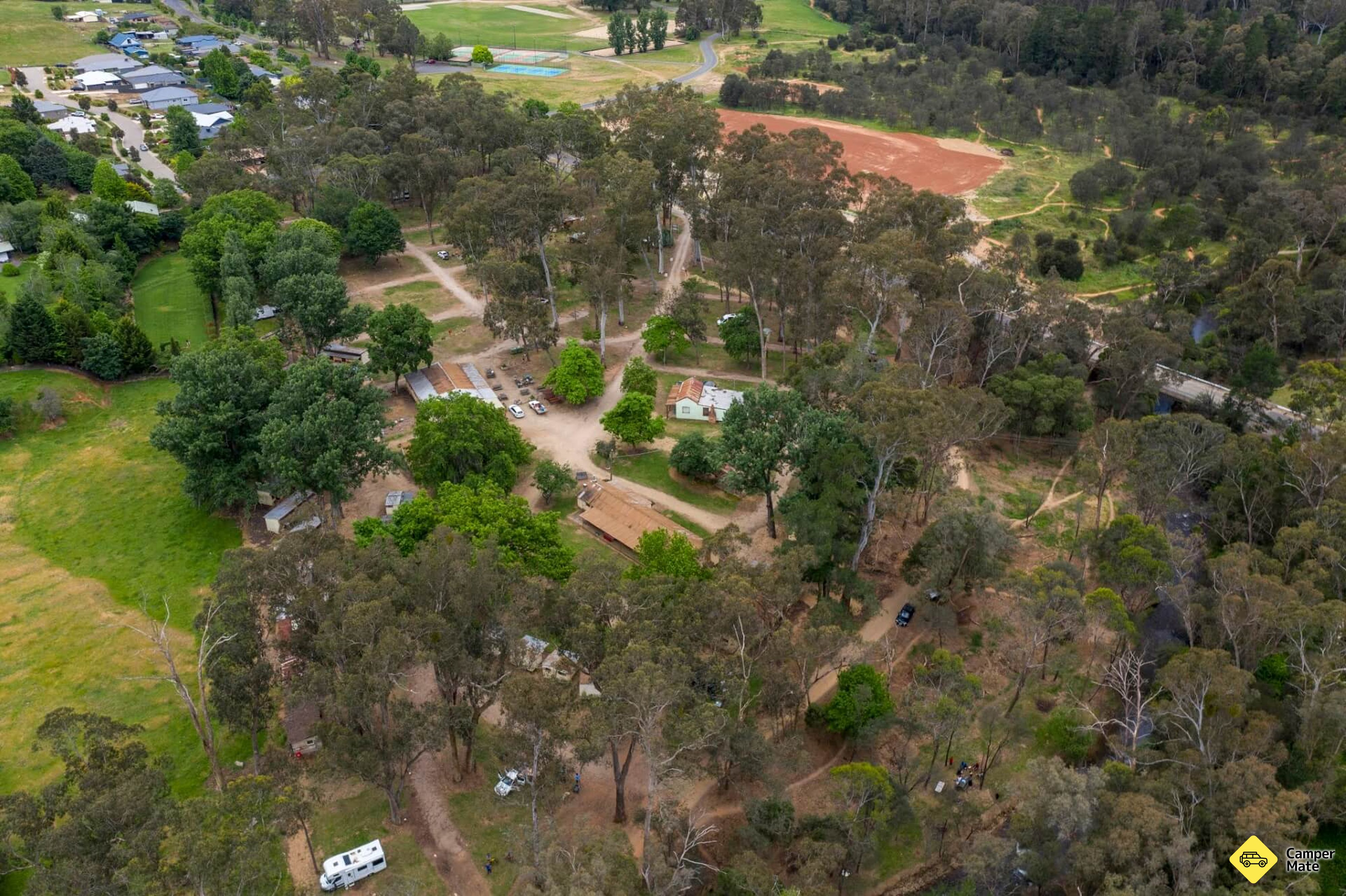Bright Cabin en Caravan Park - Image 2