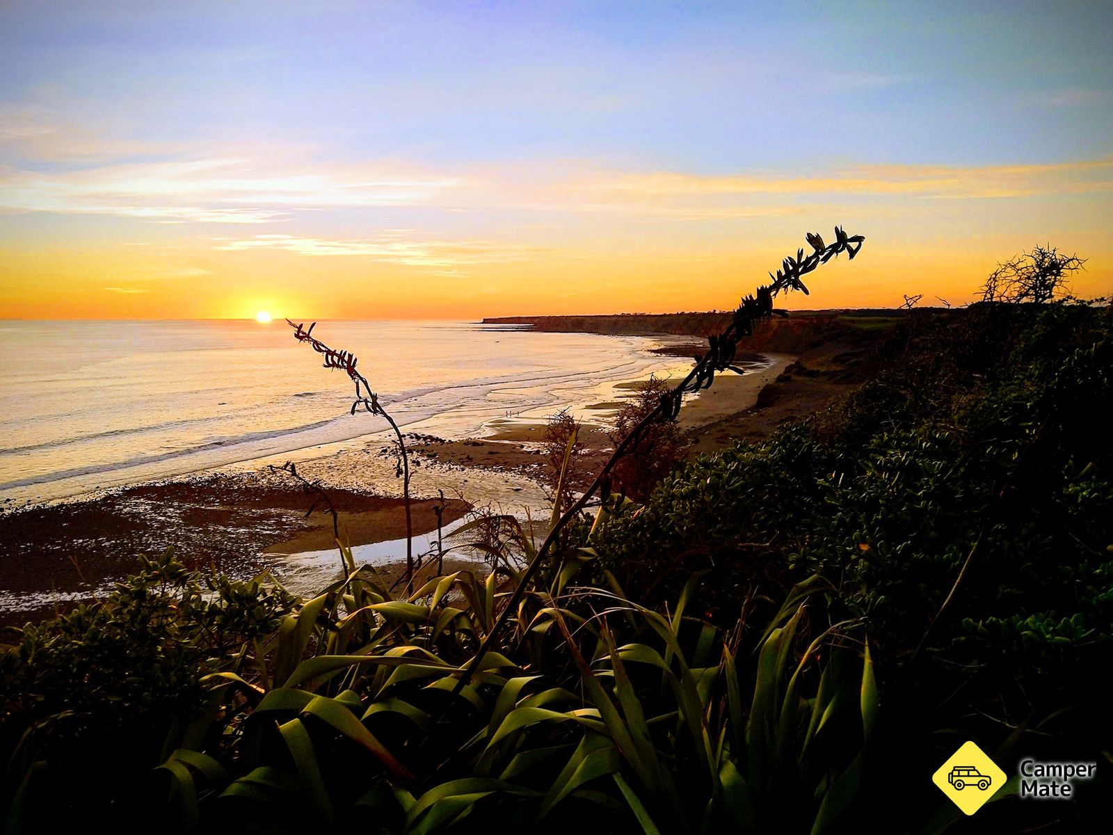 Kaupokonui Beach and Lookout