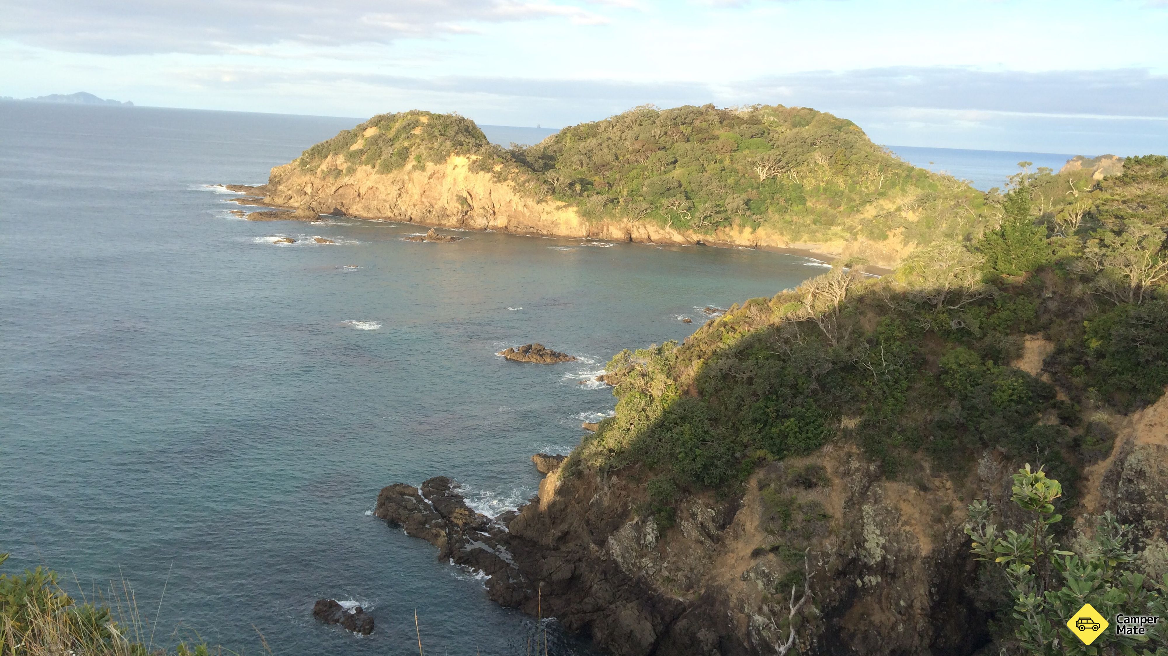 Matapouri Headland Track & Viewpoint 근처 오락거리