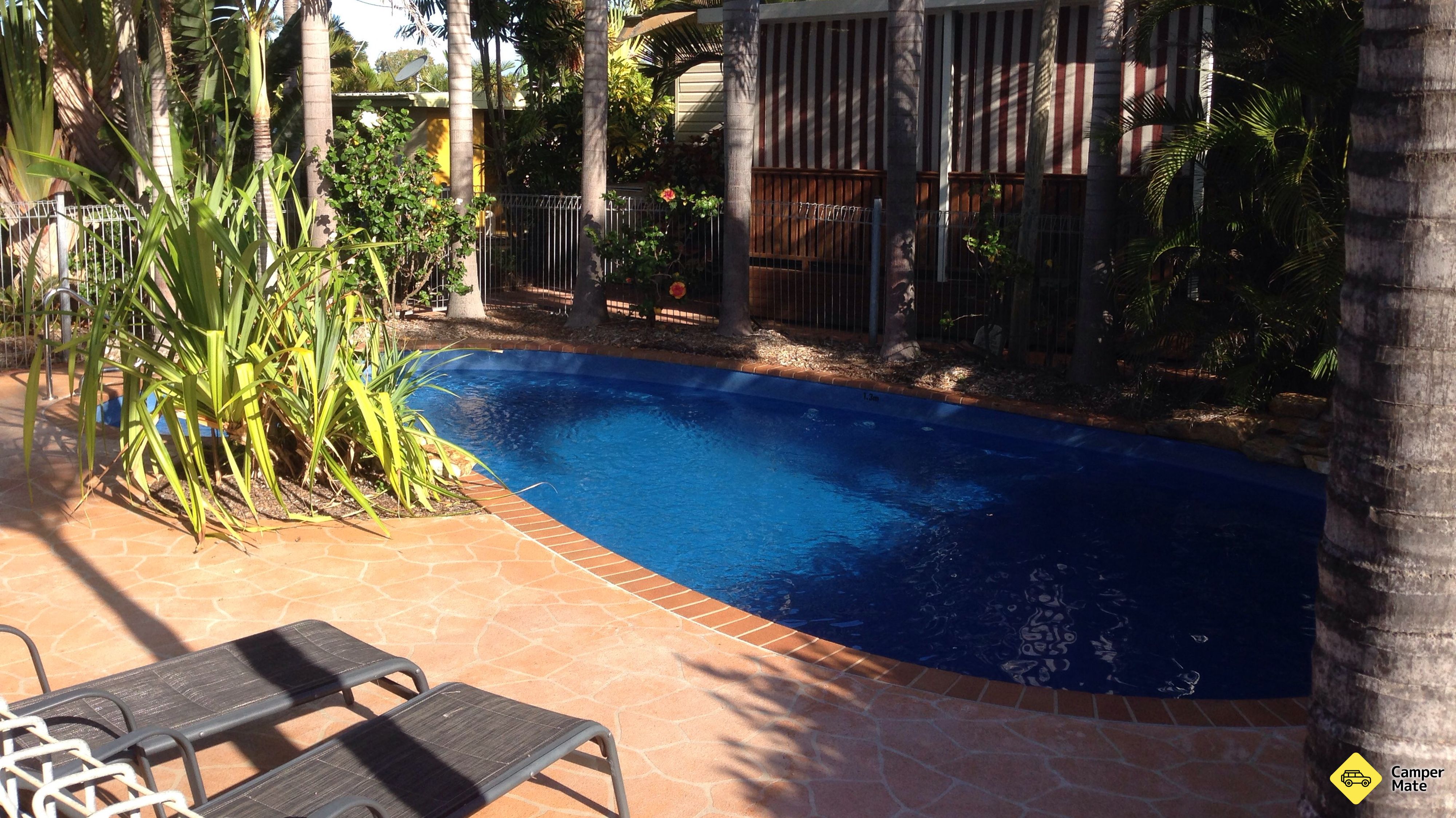 ชายหาด Tropical Caravan Park