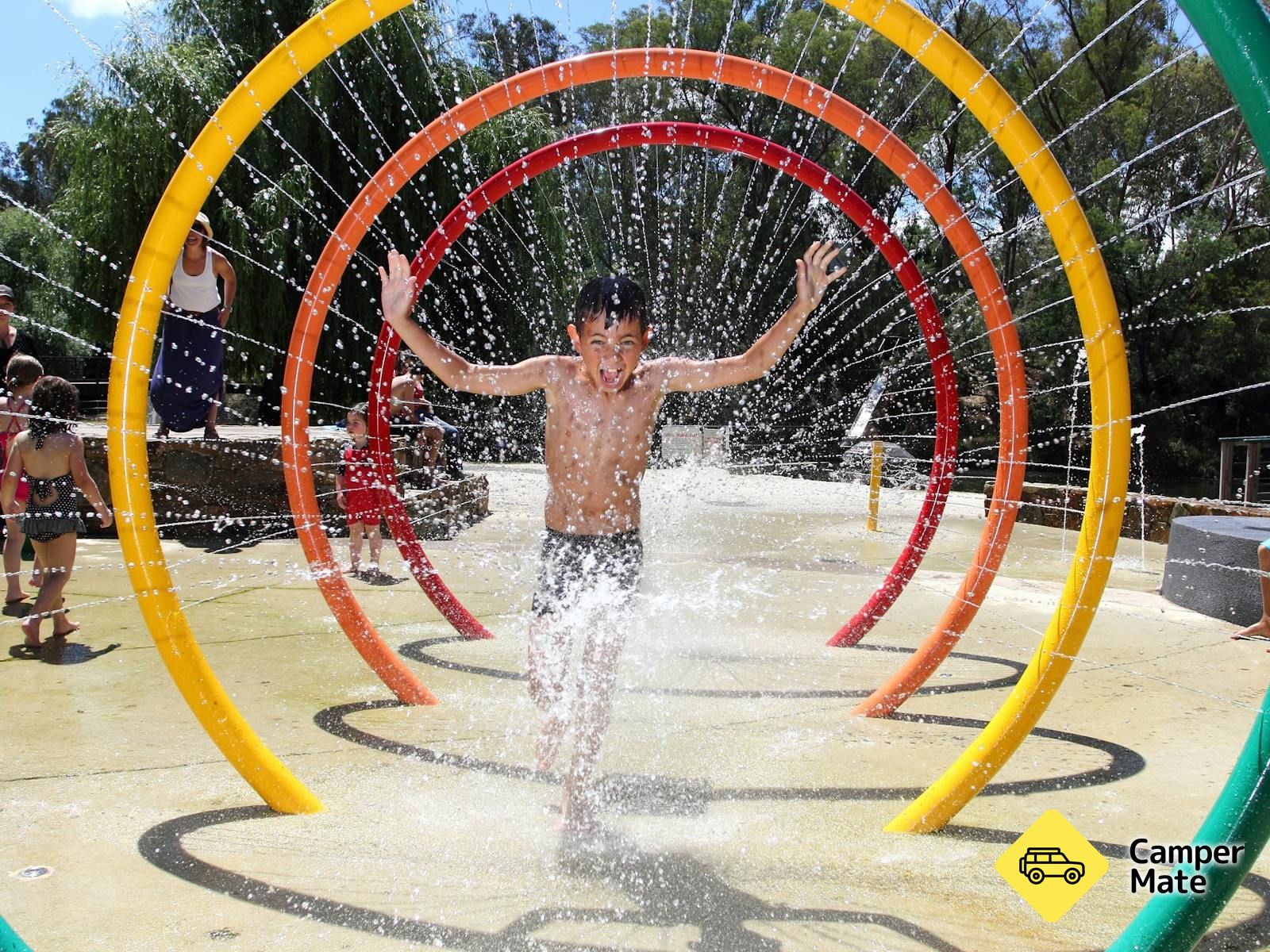 Bright Splash Park - Image 2