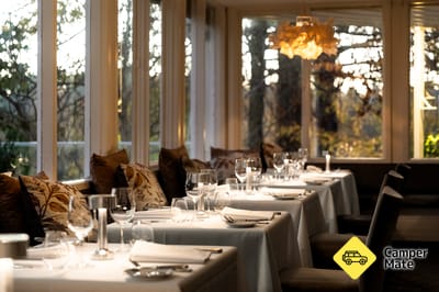 Lake House Restaurant