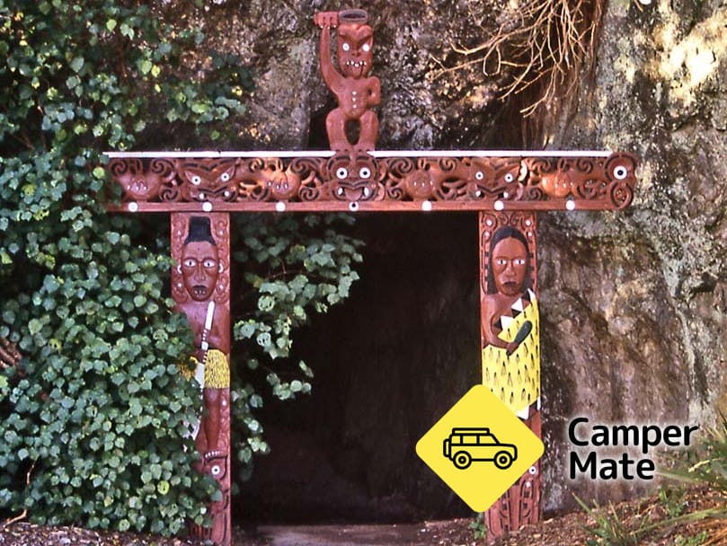 Muriwai Cave