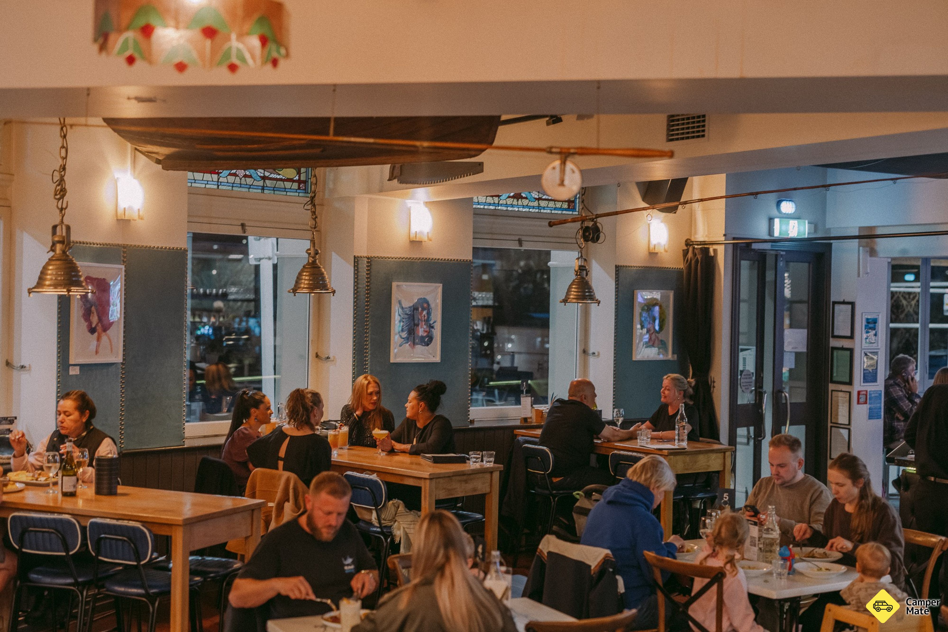 Oxleys Bar & Køkken - Image 2