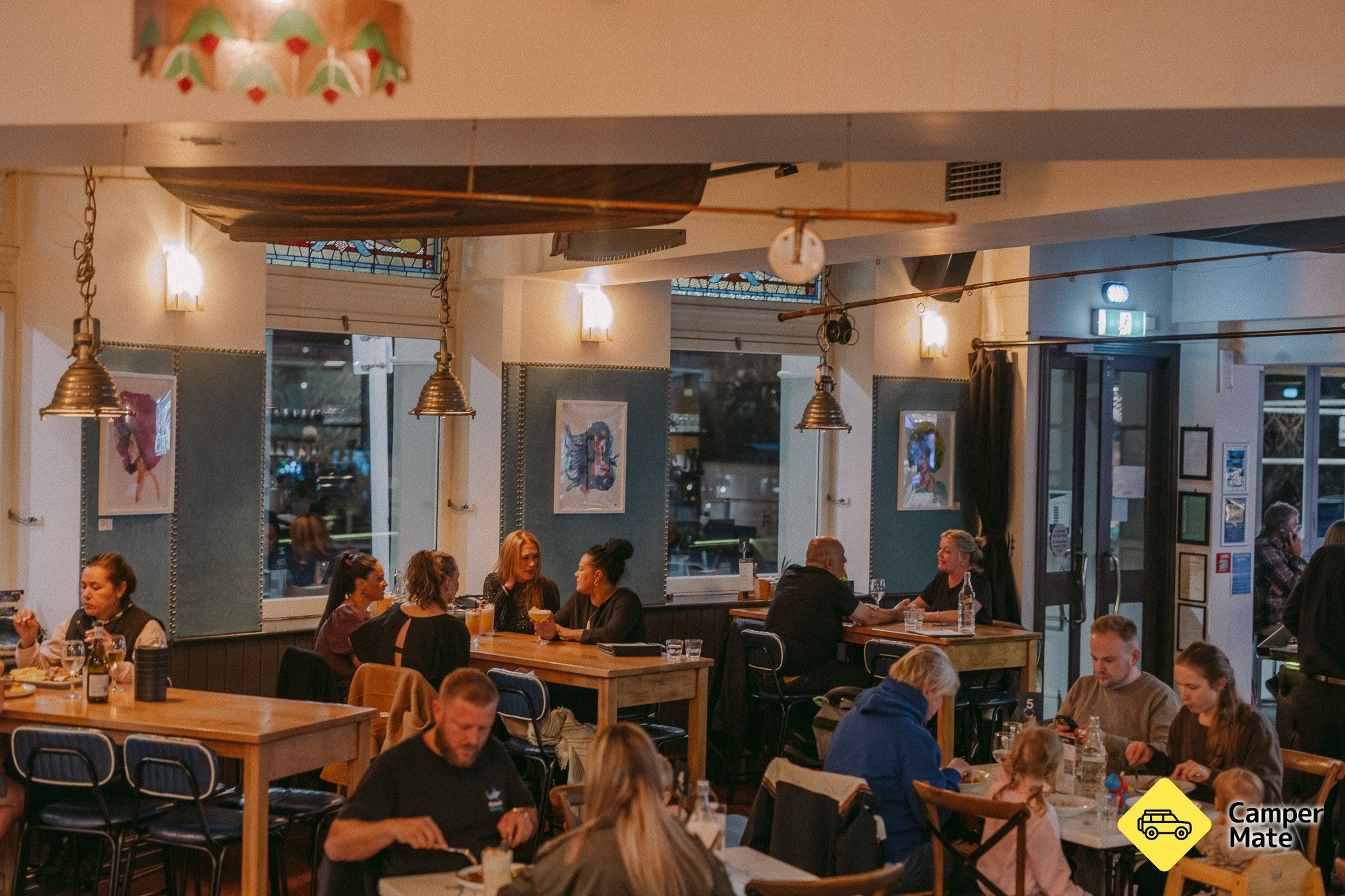 Oxleys Bar & Küche - Image 2
