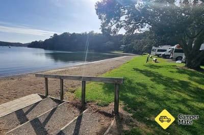 Kowharewa Bay 