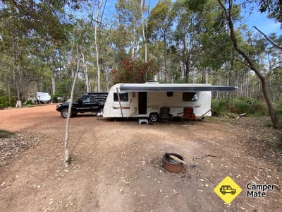 Отели рядом - Dwellingup Chalets & Caravan Park