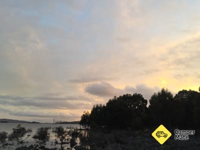 Más información sobre Cowpaddock Bay Campground