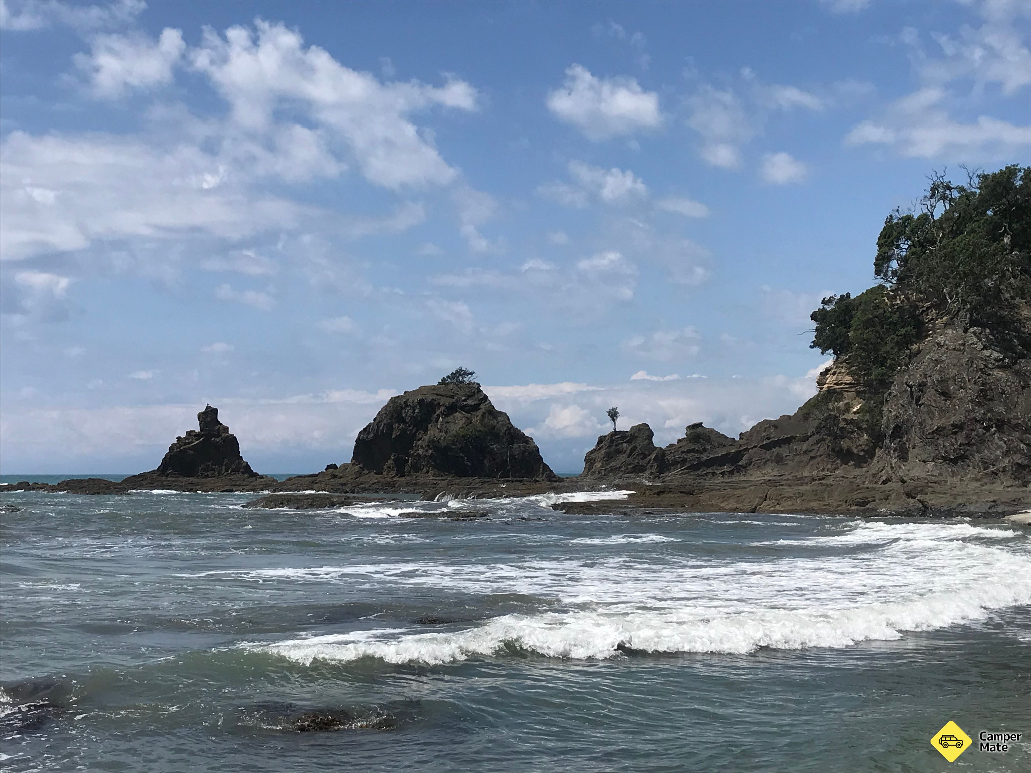 Otarawairere Beach and Walk
