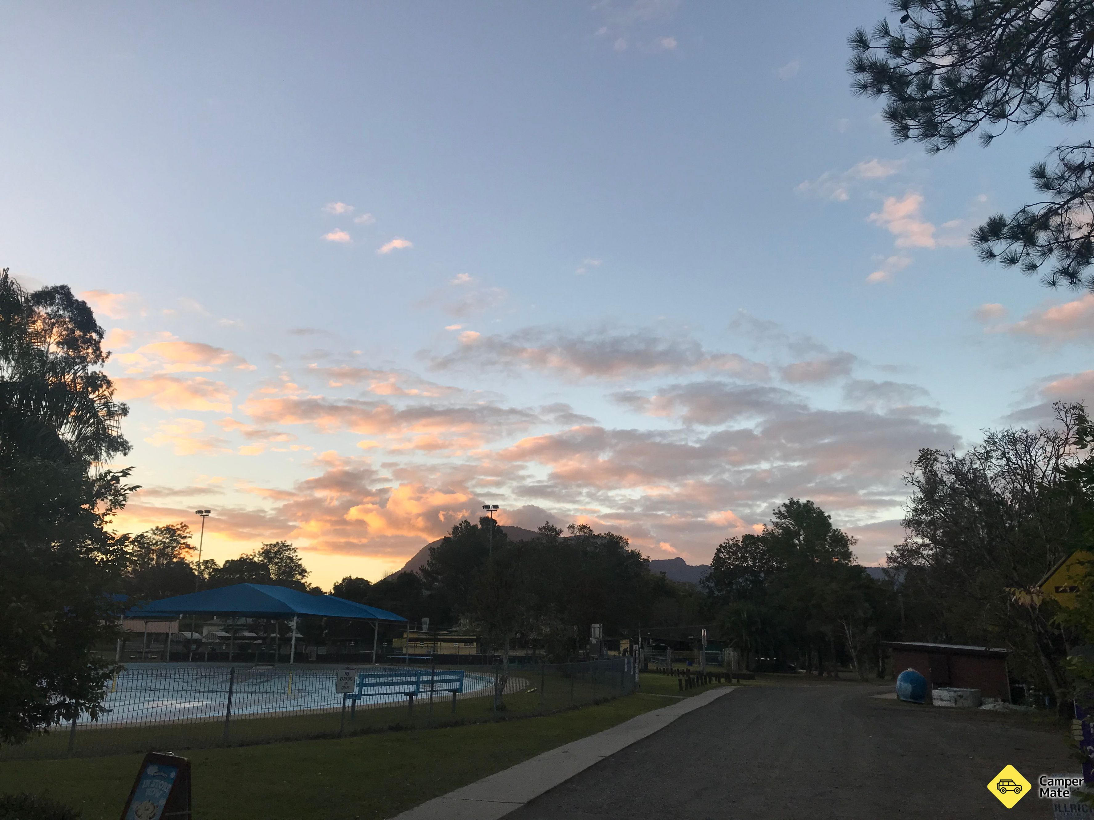 Restauracje w pobliżu Nimbin Caravan Park - Image 2