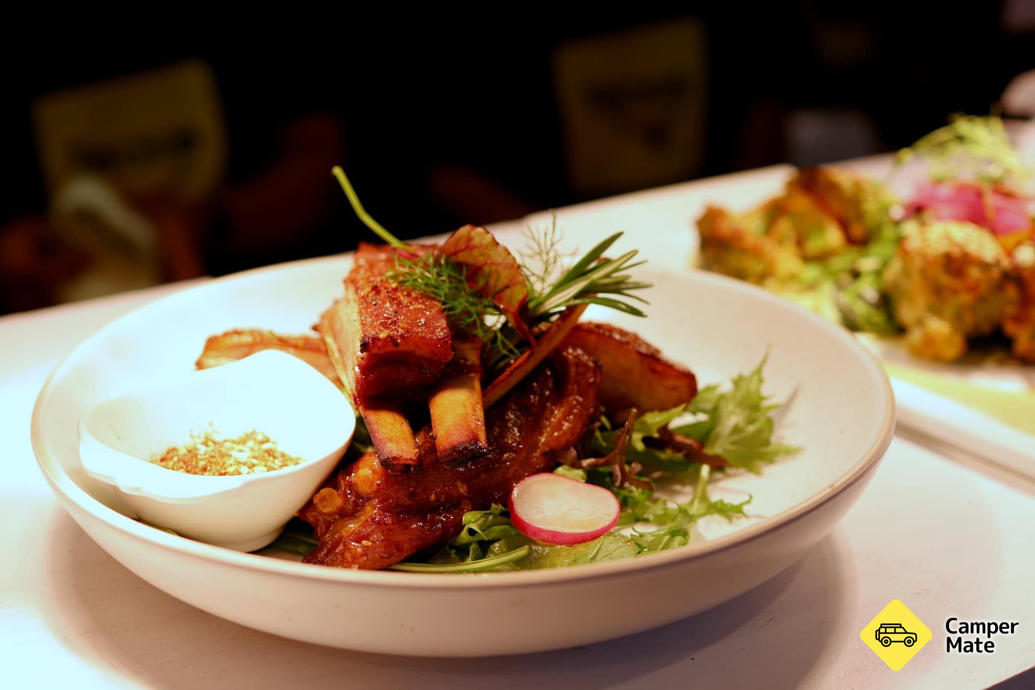 Tease Bar and Eatery